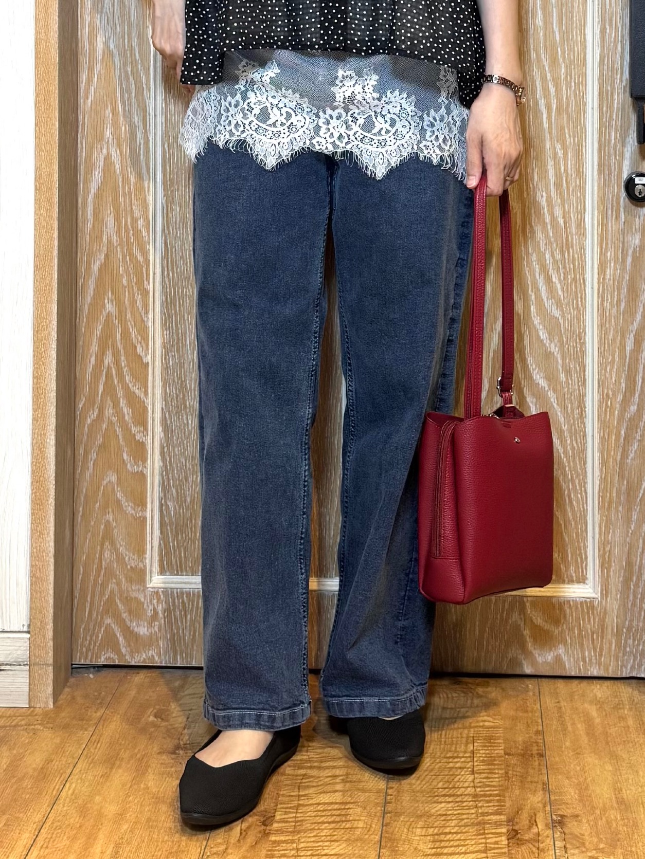 KAORIさんの「SHOO･LA･RUE｜【体型カバー/洗濯機可】二の腕とお腹周りが隠せる シアーペプラムブラウス」を使ったコーディネート