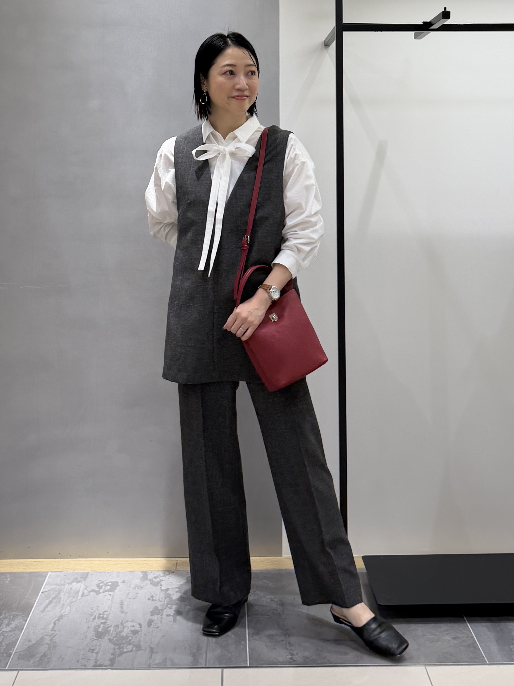 shihoさんの「INDIVI｜【UVケア／接触冷感】リネン風チュニックベスト」を使ったコーディネート