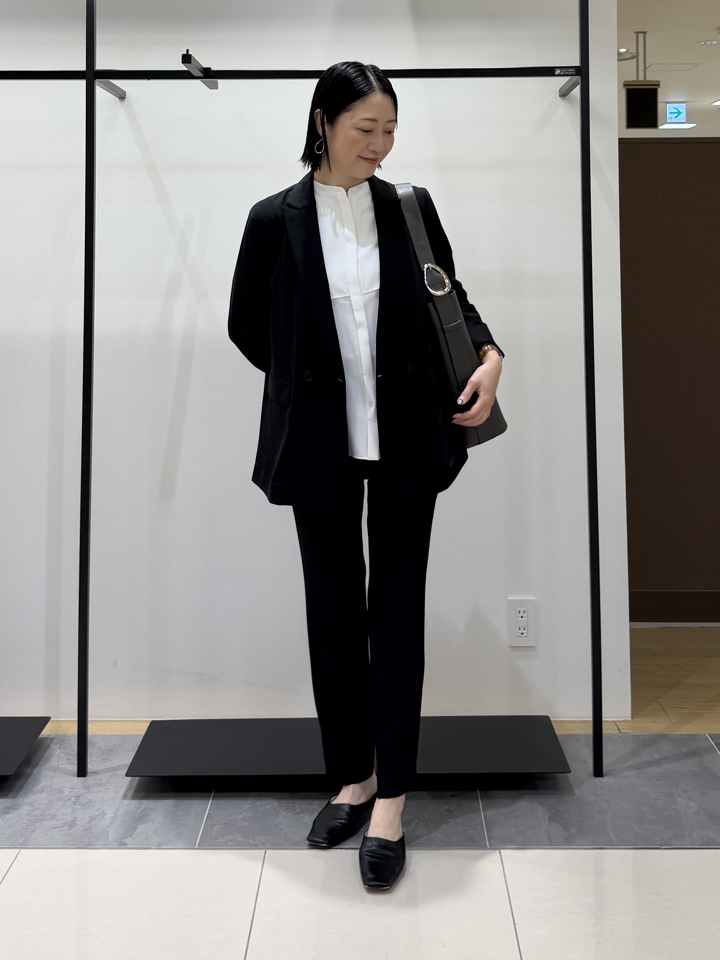 shihoさんの「INDIVI｜【接触冷感/UVケア/着る日傘】ダブルジャケット」を使ったコーディネート
