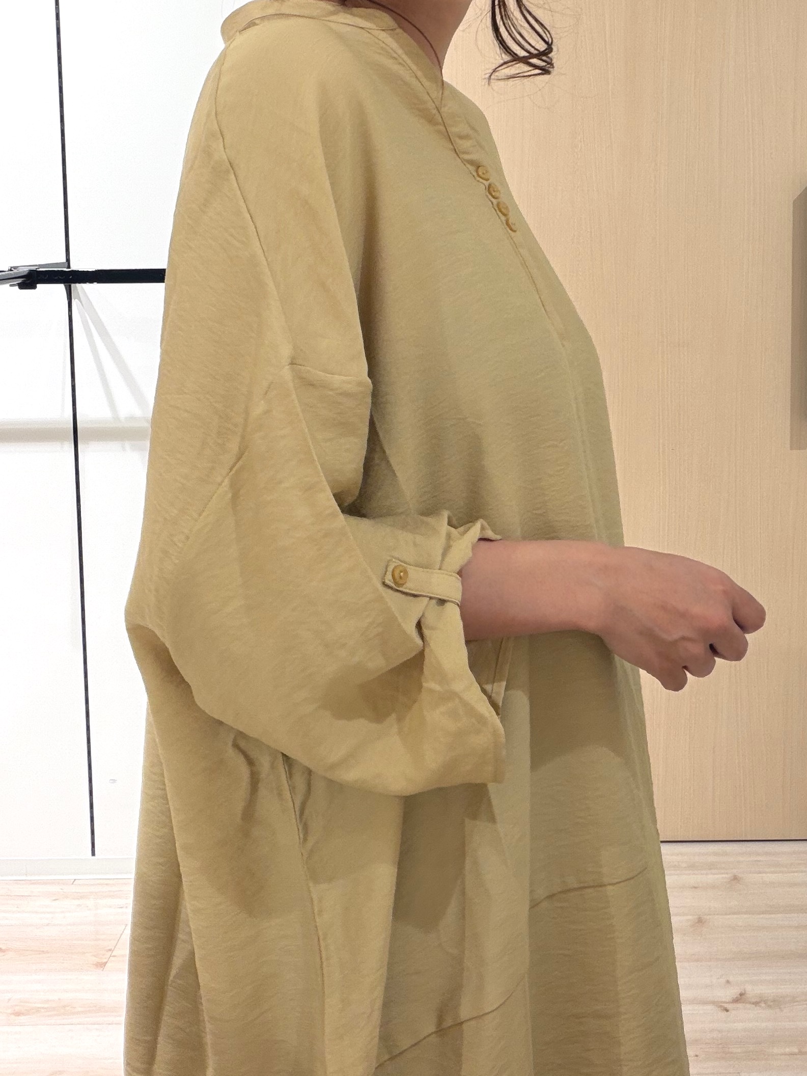 funafunaさんの「SHOO･LA･RUE｜【ひんやり/S-LL/洗濯後しわになりにくい】体型カバーにも ゆるっとリラックス 7分袖チュニック」を使ったコーディネート