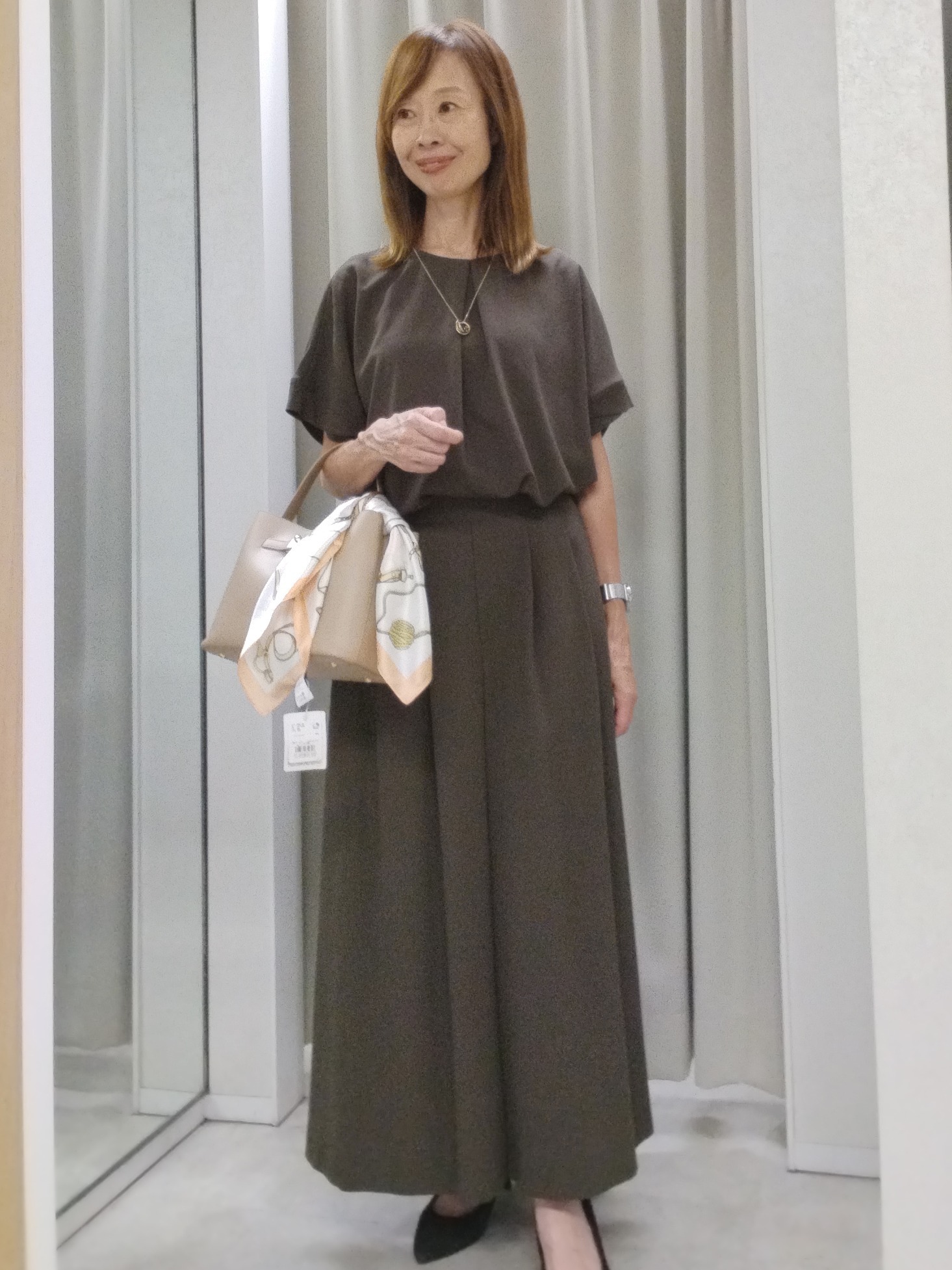 もりさんの「UNTITLED｜【セットアップ可/UVカット/前後2WAY】リラクシーフレンチスリーブブラウス」を使ったコーディネート