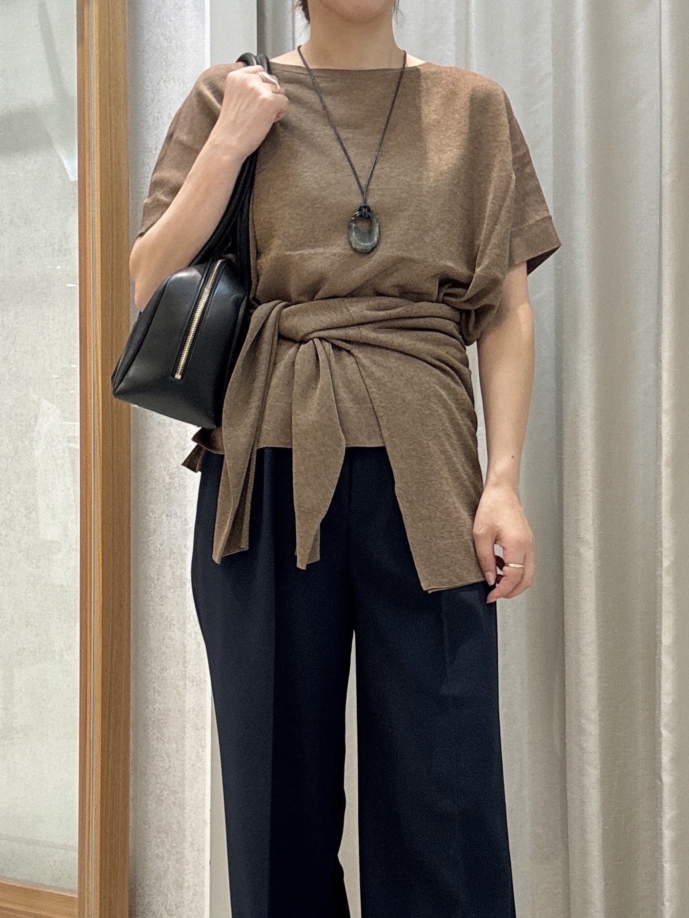 tomoさんの「UNTITLED｜【アンサンブル可】前後2WAYカーディガン」を使ったコーディネート