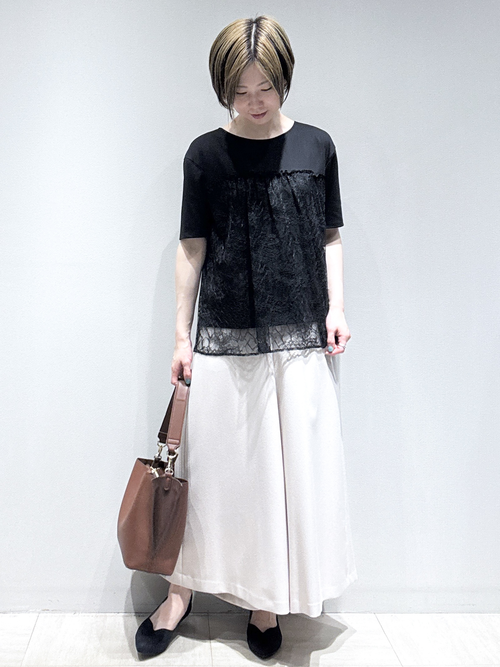 まちこさんの「Reflect｜【UVカット／接触冷感／手洗い可】ラッセルレースプルオーバー」を使ったコーディネート