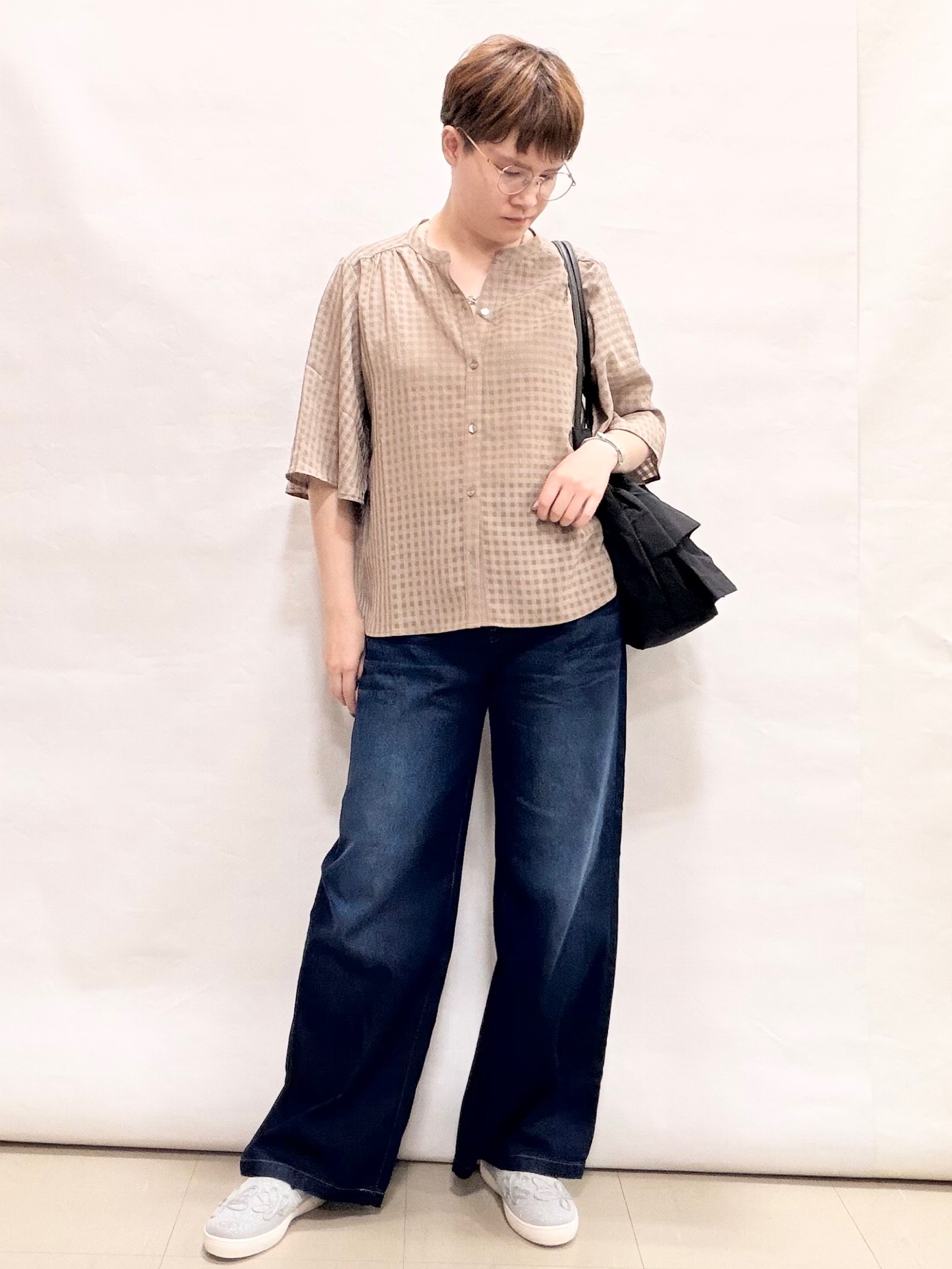 なっちゃんさんの「SHOO･LA･RUE｜【洗濯機可/S-LL】大人も甘すぎず着られる ギンガムシアーブラウス」を使ったコーディネート