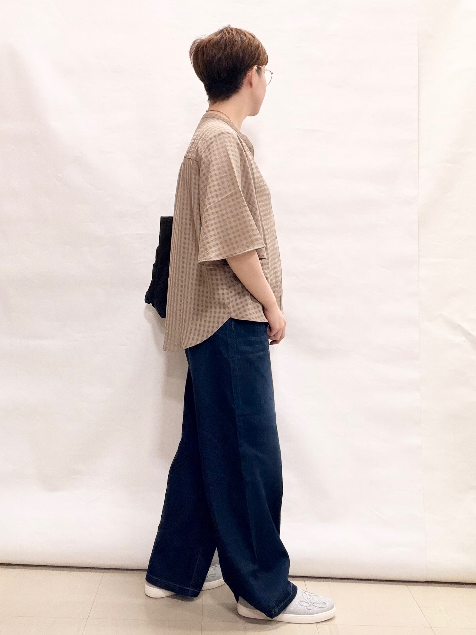 なっちゃんさんの「SHOO･LA･RUE｜【洗濯機可/S-LL】大人も甘すぎず着られる ギンガムシアーブラウス」を使ったコーディネート