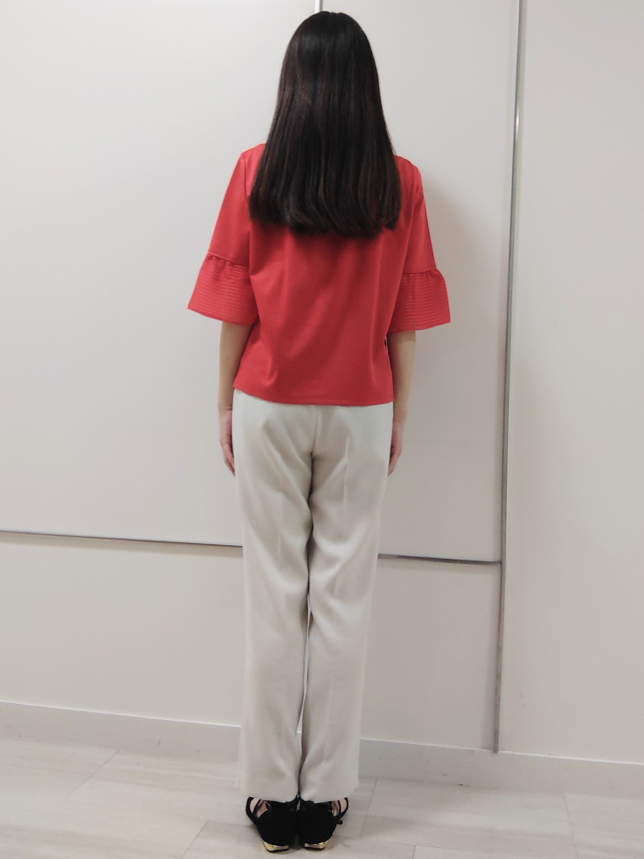 takuさんの「COUP DE CHANCE｜【5分袖／日本製／接触冷感】異素材ドッキングカットソー」を使ったコーディネート