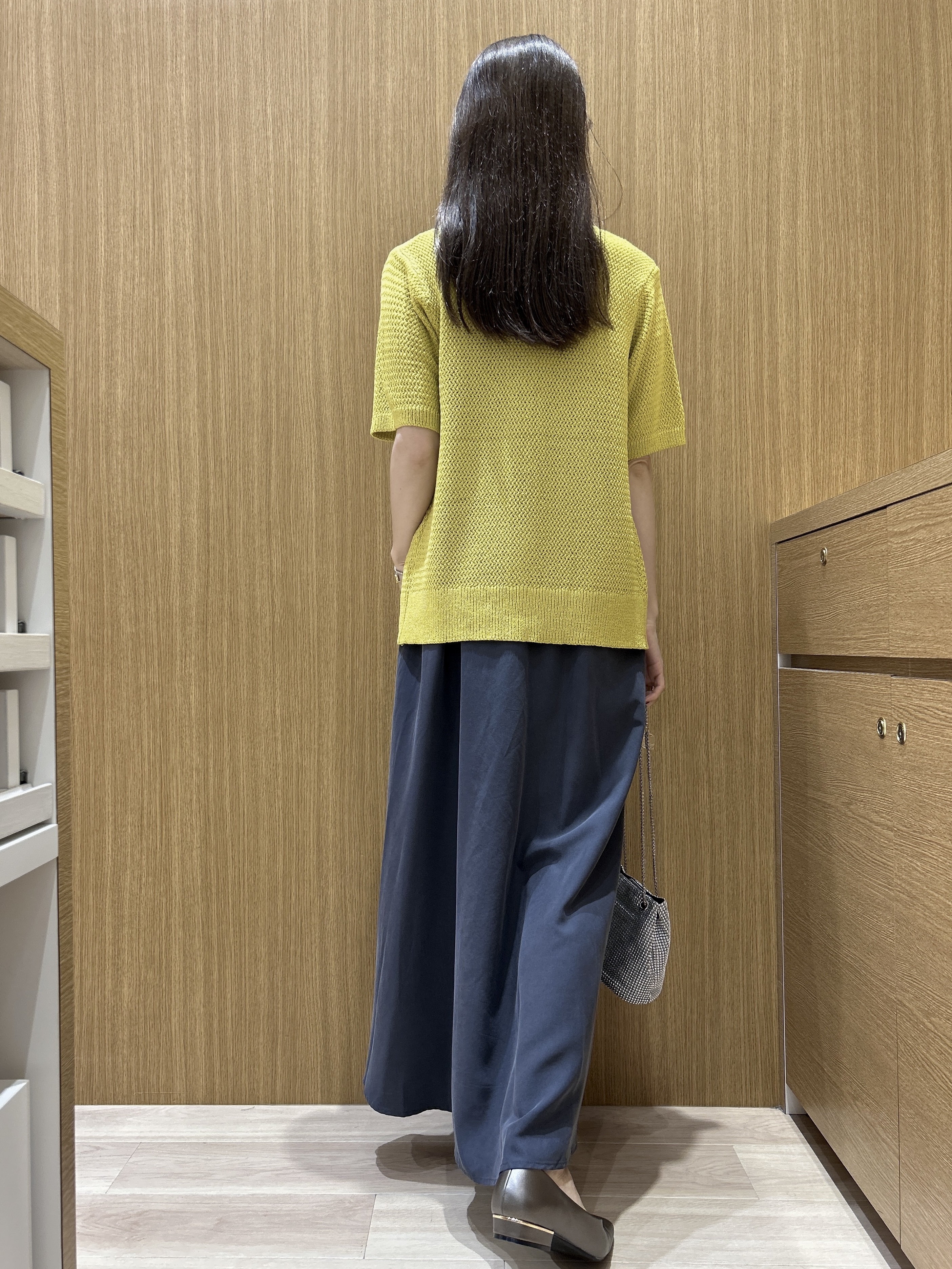 maiさんの「OPAQUE.CLIP｜ブークレニットカーディガン【洗濯機OK／抗ピル】」を使ったコーディネート