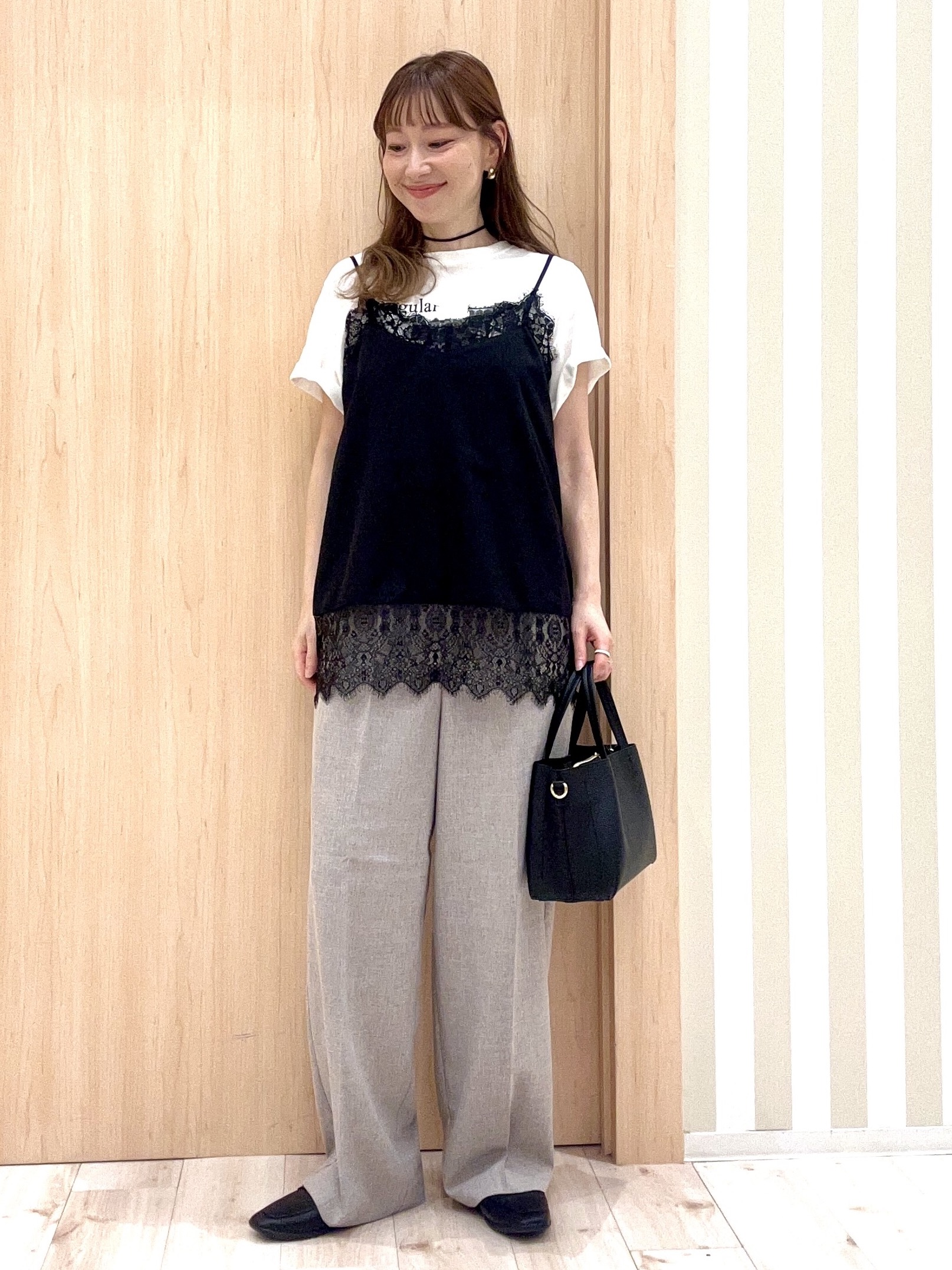 ririさんの「SHOO･LA･RUE｜【ひんやり/S-LL/洗濯機可】真夏に着たい 大人のベーシックカラープリントTシャツ」を使ったコーディネート