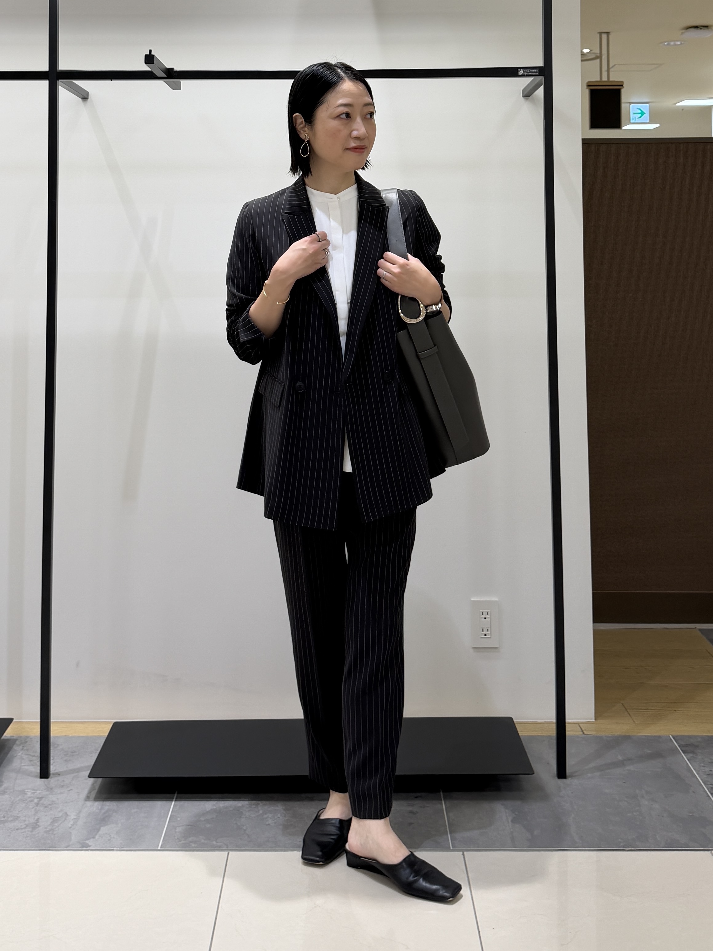 shihoさんの「INDIVI｜【接触冷感/UVケア/着る日傘】ダブルジャケット」を使ったコーディネート