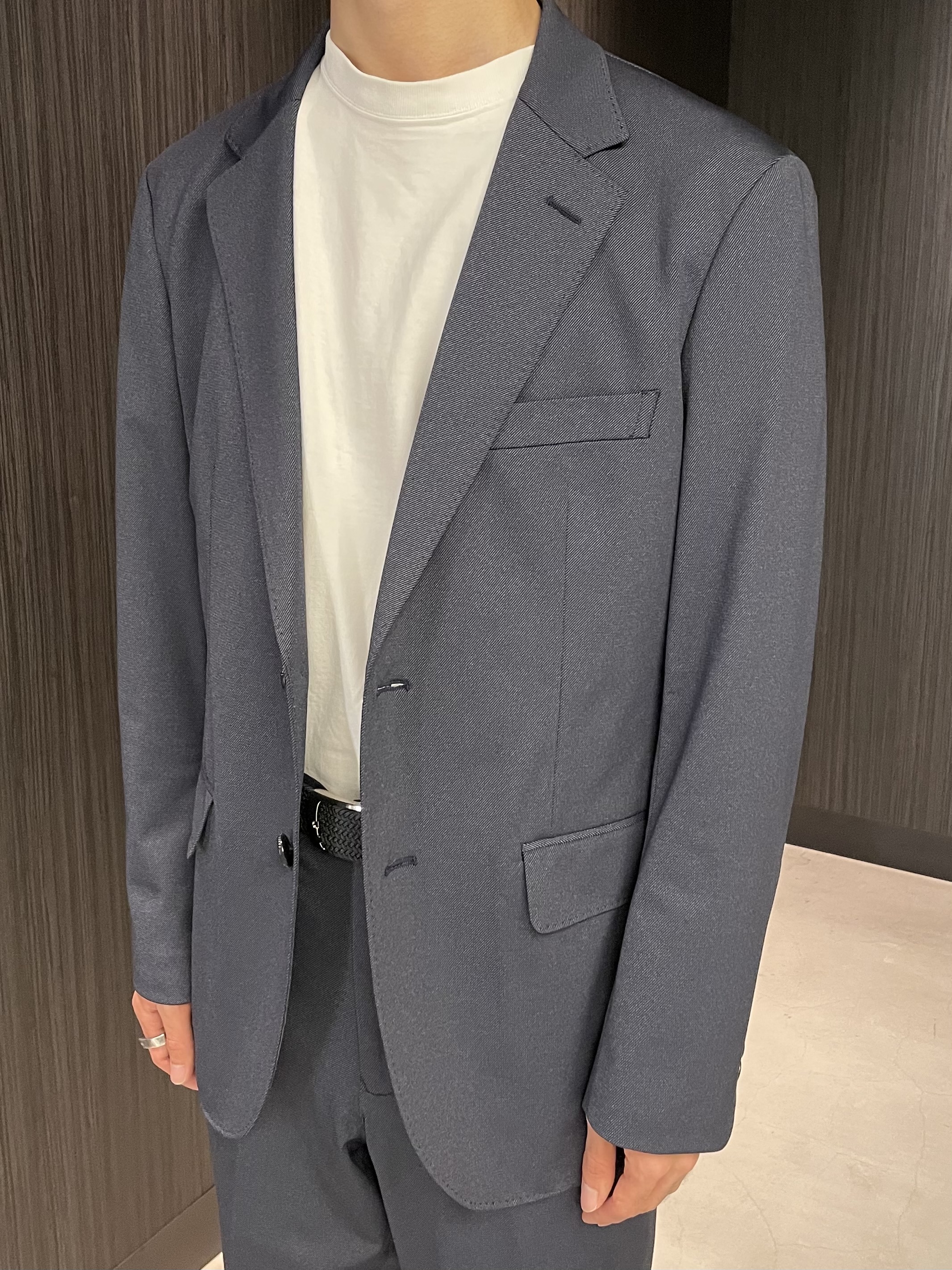 Okdさんの「TAKEO KIKUCHI｜【360&deg;ストレッチ／軽量】None Of Stress ライト ジャケット（セットアップ対応）」を使ったコーディネート