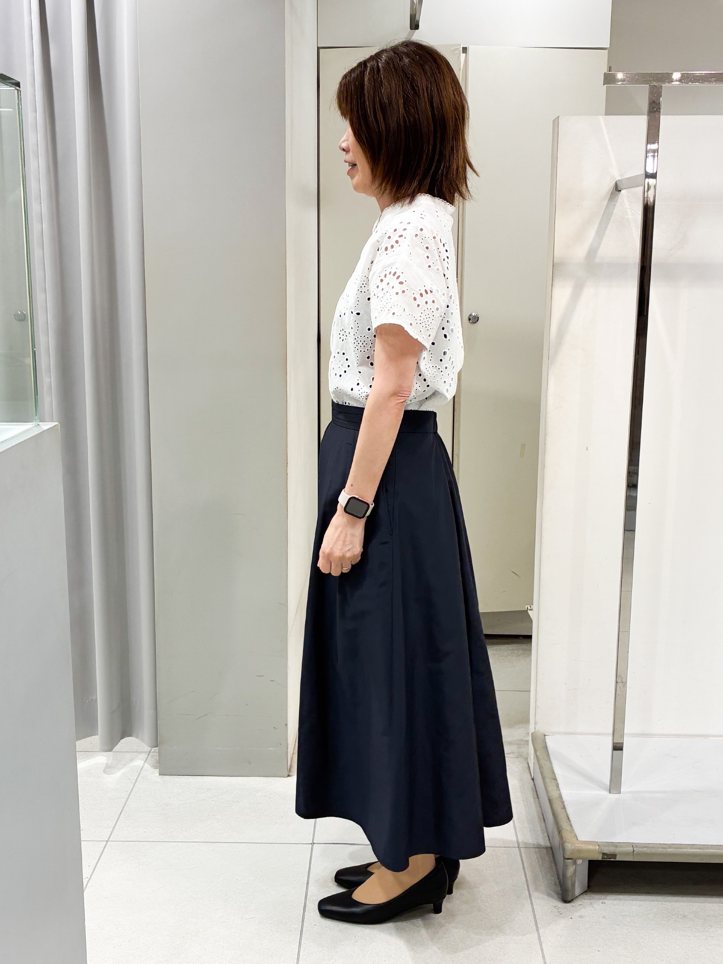 たみちゃんさんの「Reflect｜【通勤◎】カットワーク刺繍レース シャツブラウス」を使ったコーディネート