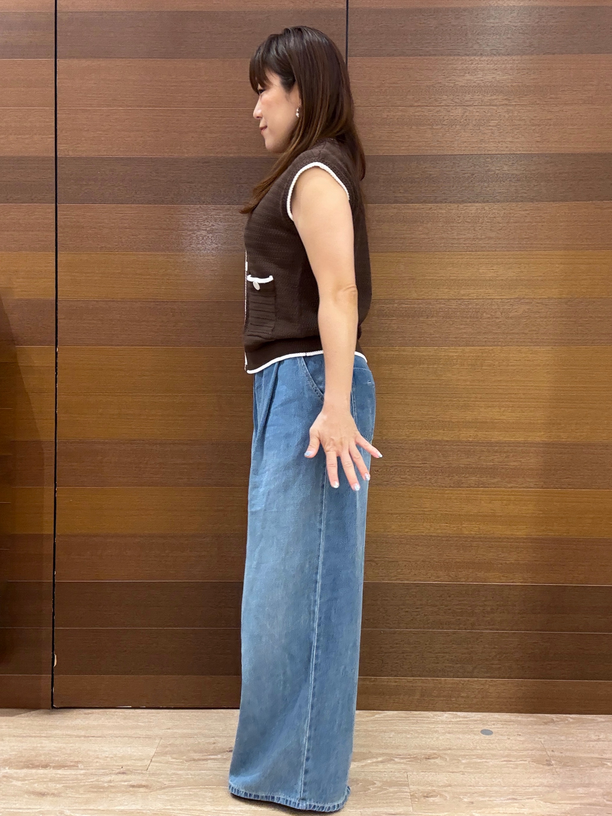 maichiさんの「OPAQUE.CLIP｜配色クロス編みニットベスト【洗える】」を使ったコーディネート