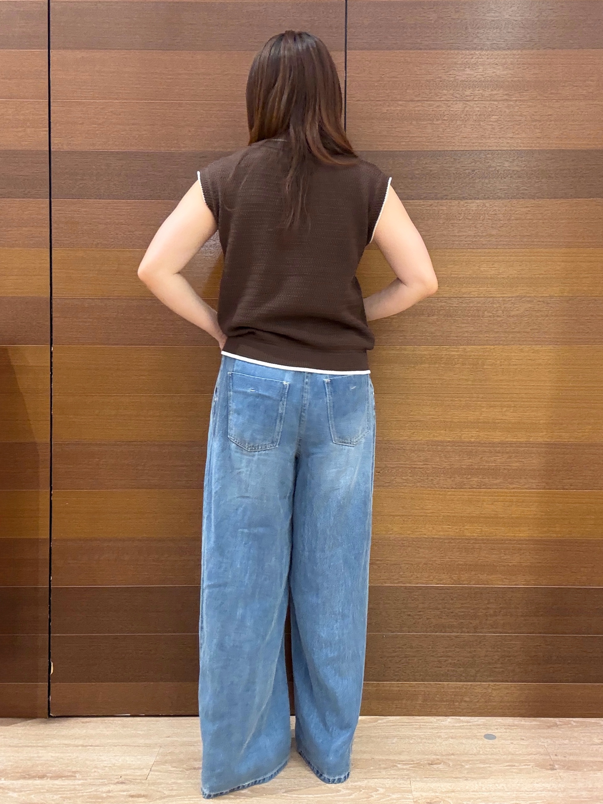 maichiさんの「OPAQUE.CLIP｜配色クロス編みニットベスト【洗える】」を使ったコーディネート