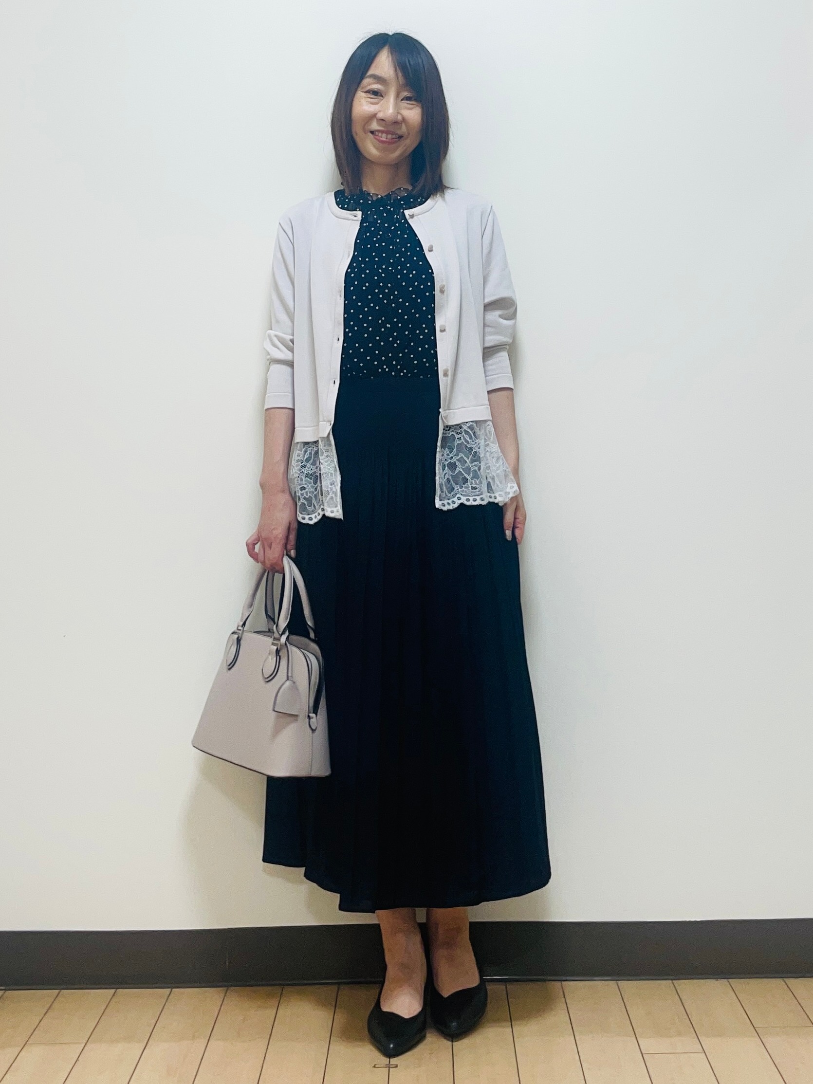 Riiさんの「Reflect｜【セットアップ／手洗い可】ドット柄シアーブラウス」を使ったコーディネート