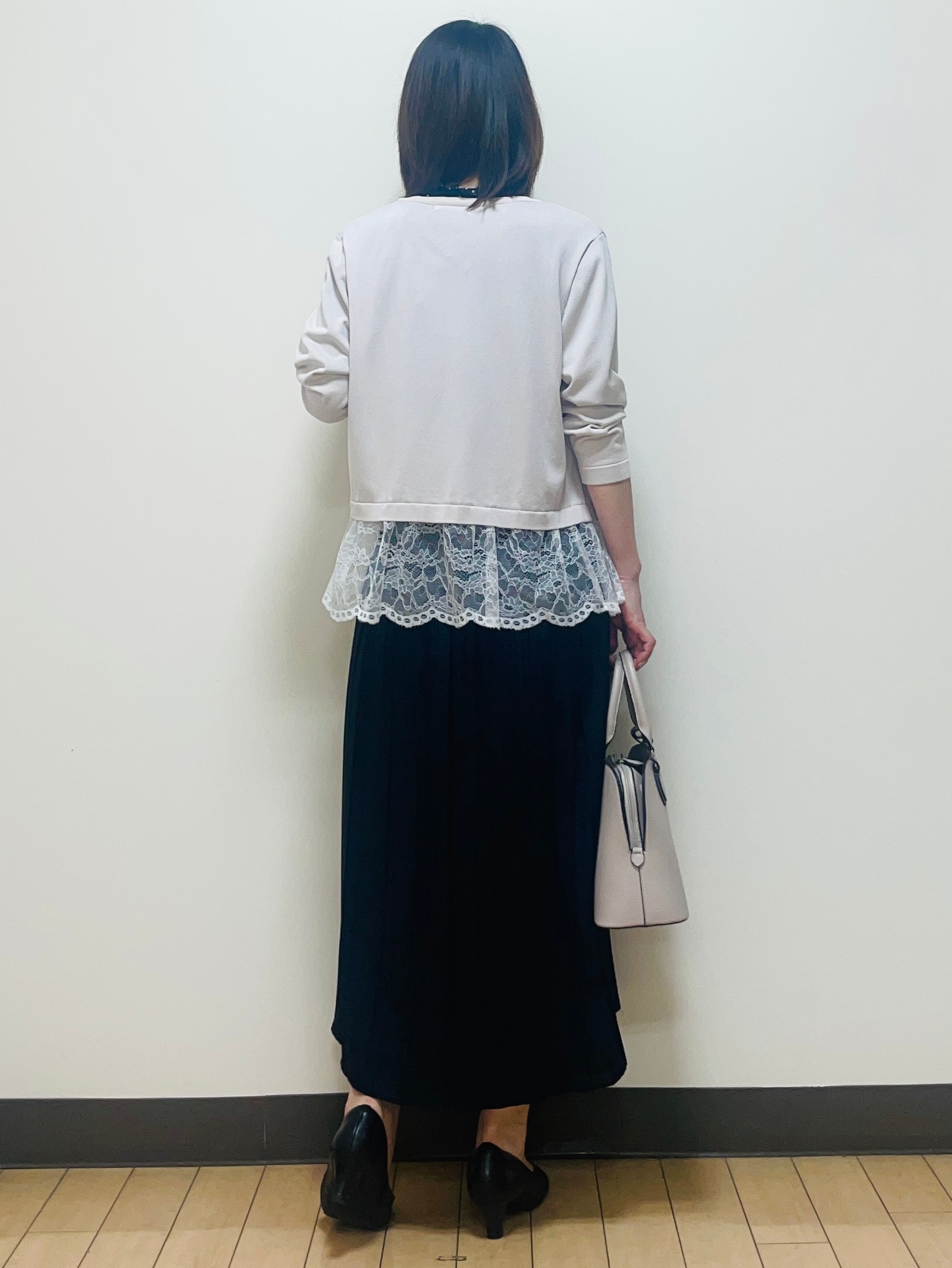 Riiさんの「Reflect｜【手洗い可】レースデザインニットカーディガン」を使ったコーディネート