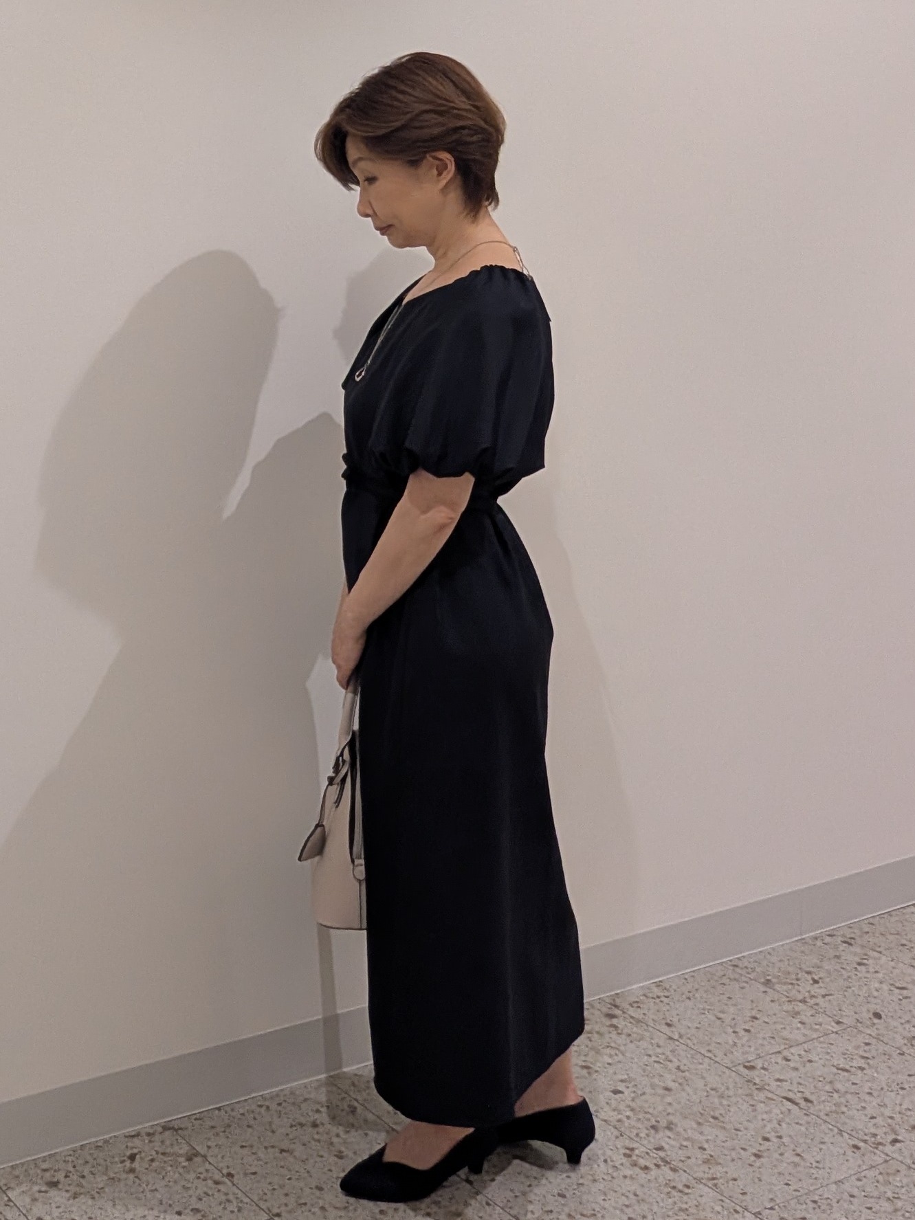 mamiさんの「Reflect｜【UVカット／手洗い可】パフスリーブ Vネックワンピース」を使ったコーディネート