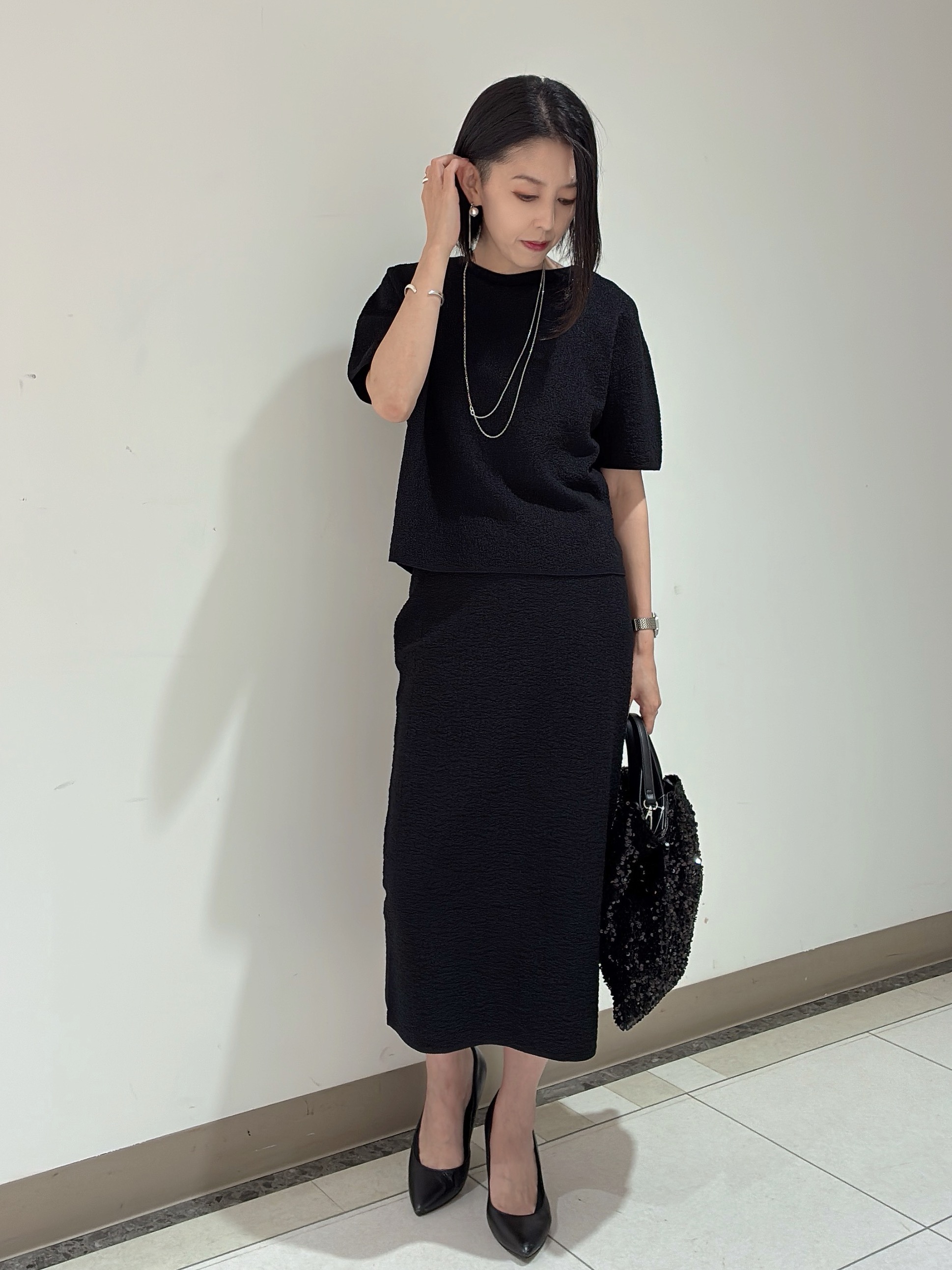 環さんの「UNTITLED｜【アンサンブル可/日除け・冷房対策】シアーレーヨンZIPカーディガン」を使ったコーディネート