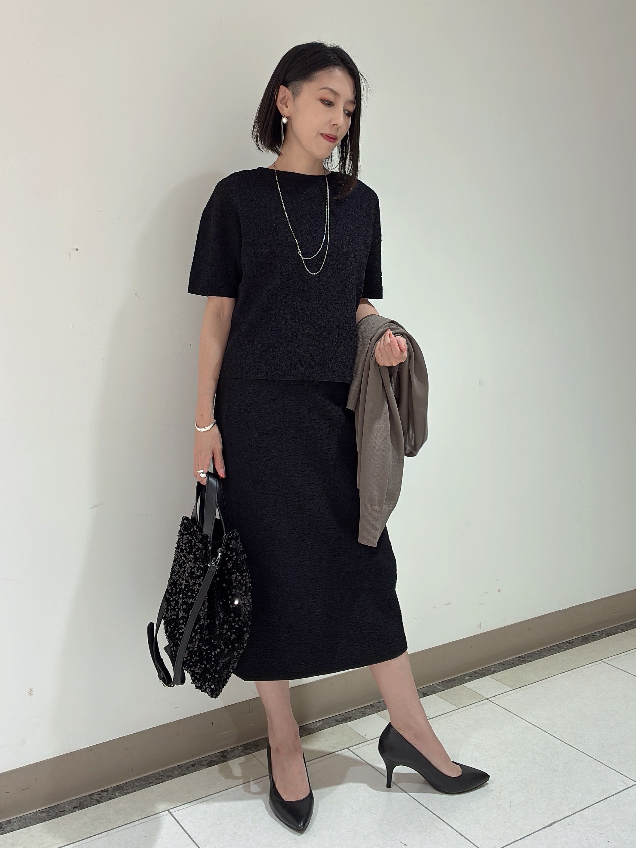 環さんの「UNTITLED｜【アンサンブル可/日除け・冷房対策】シアーレーヨンZIPカーディガン」を使ったコーディネート