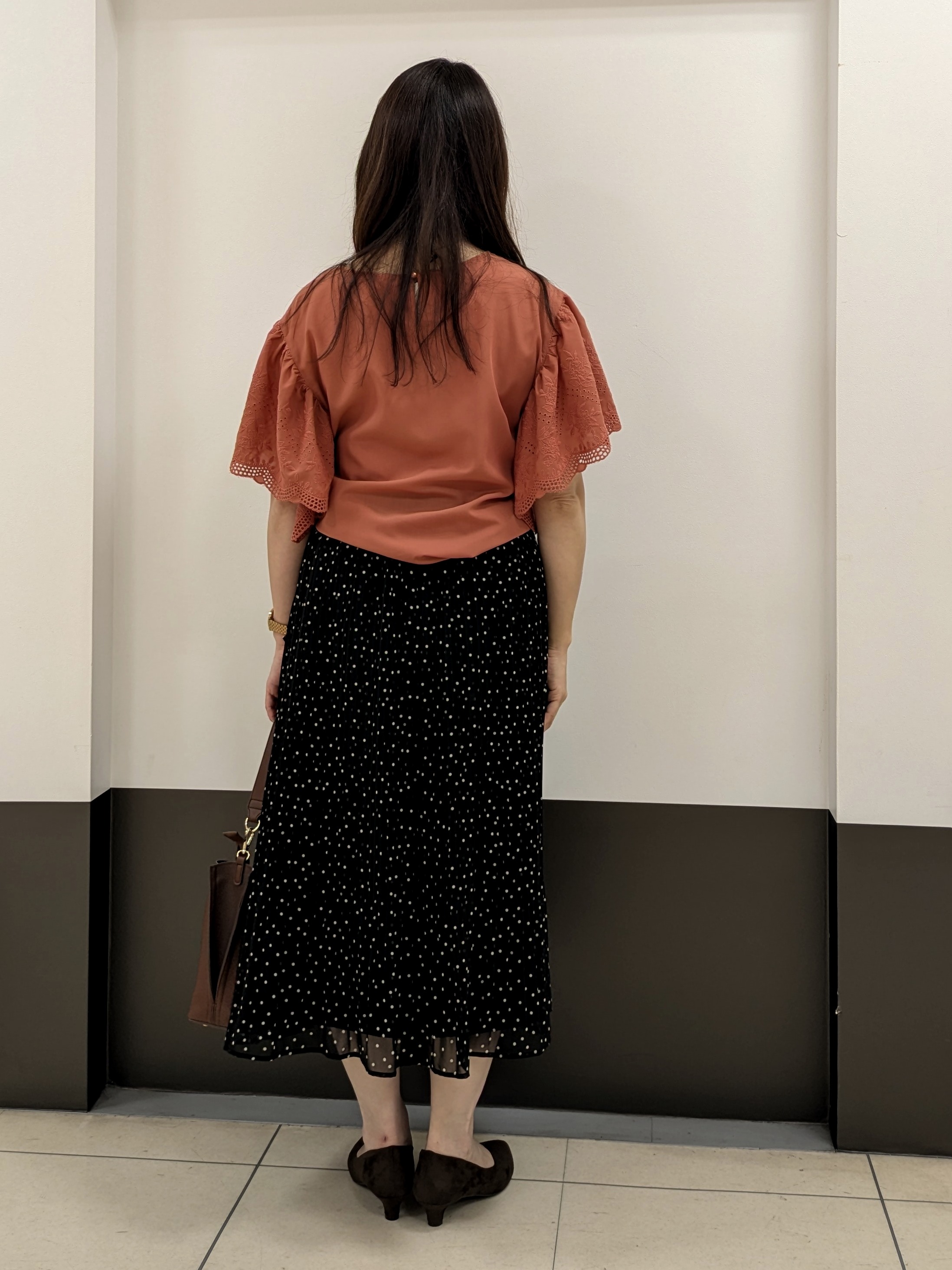 tagさんの「Reflect｜【通勤◎】スカラップレーススリーブ ブラウス」を使ったコーディネート