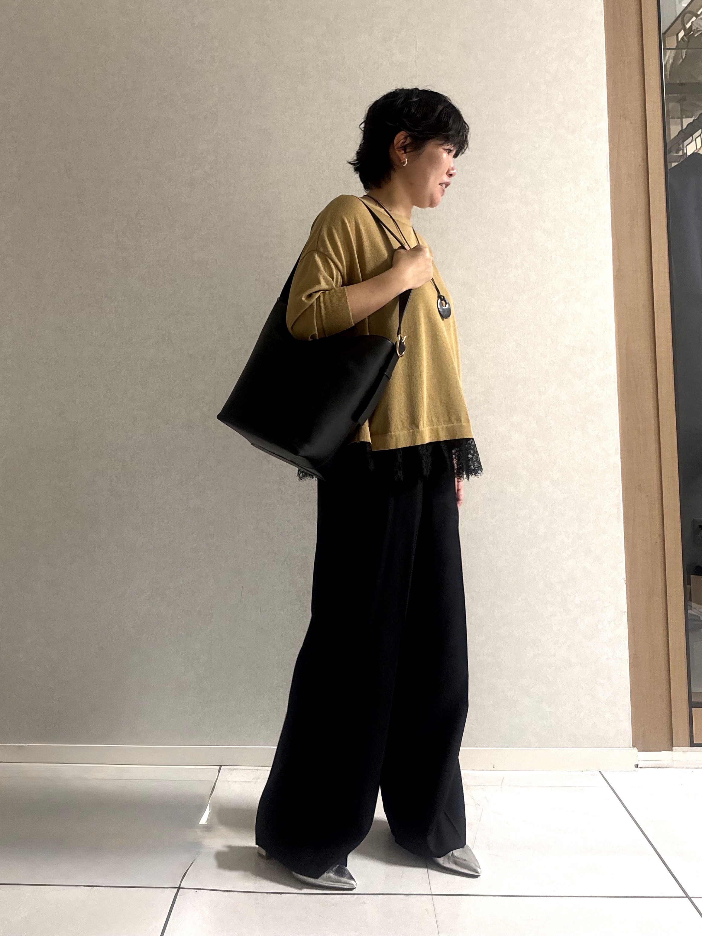 かなこさんの「UNTITLED｜【セットアップ可/ウエストゴム】メランジツイルワイドパンツ」を使ったコーディネート