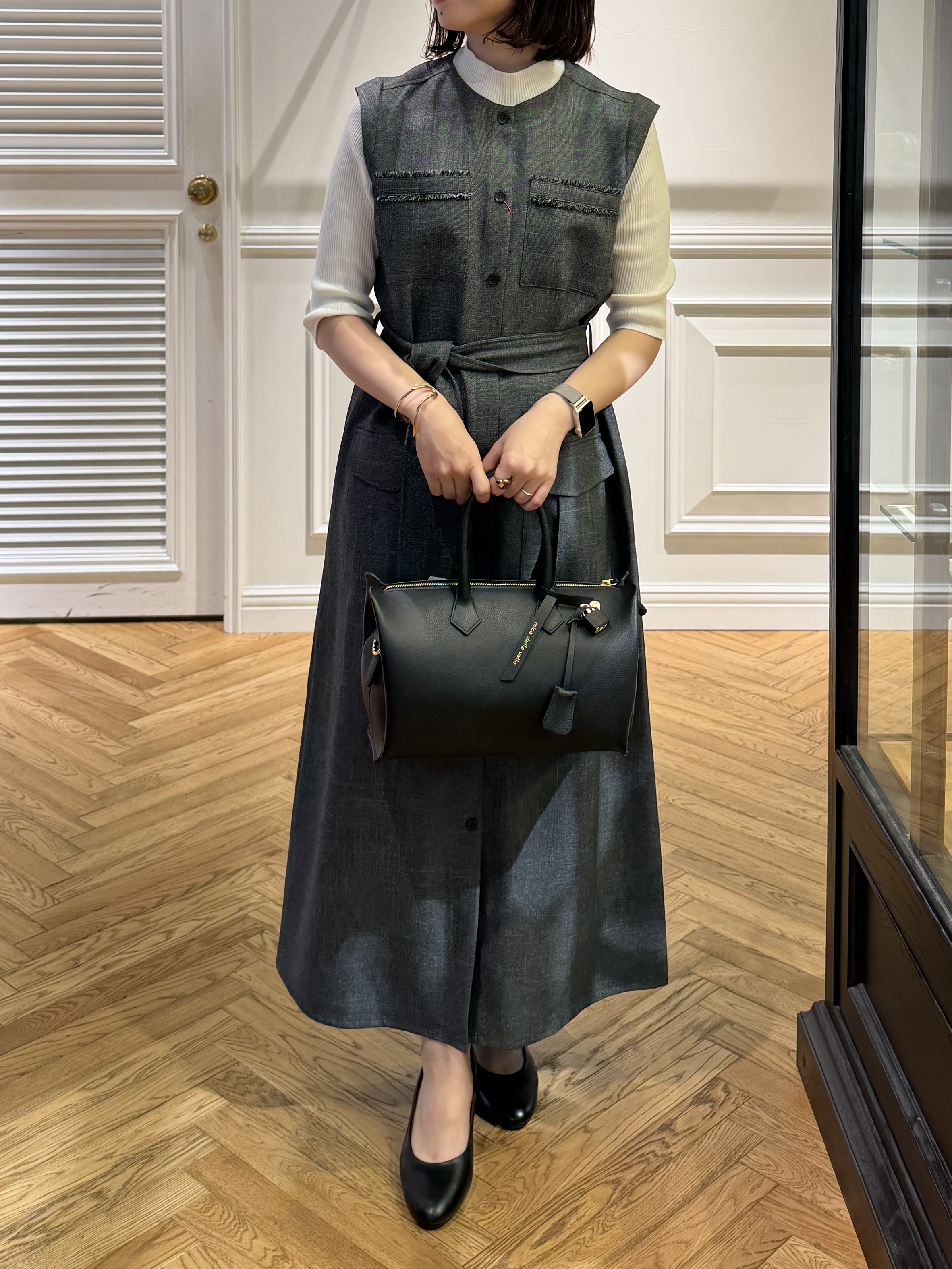 つじ まこさんの「DRESSTERIOR｜【接触冷感】クールタッチカットハーフスリーブプルオーバー」を使ったコーディネート