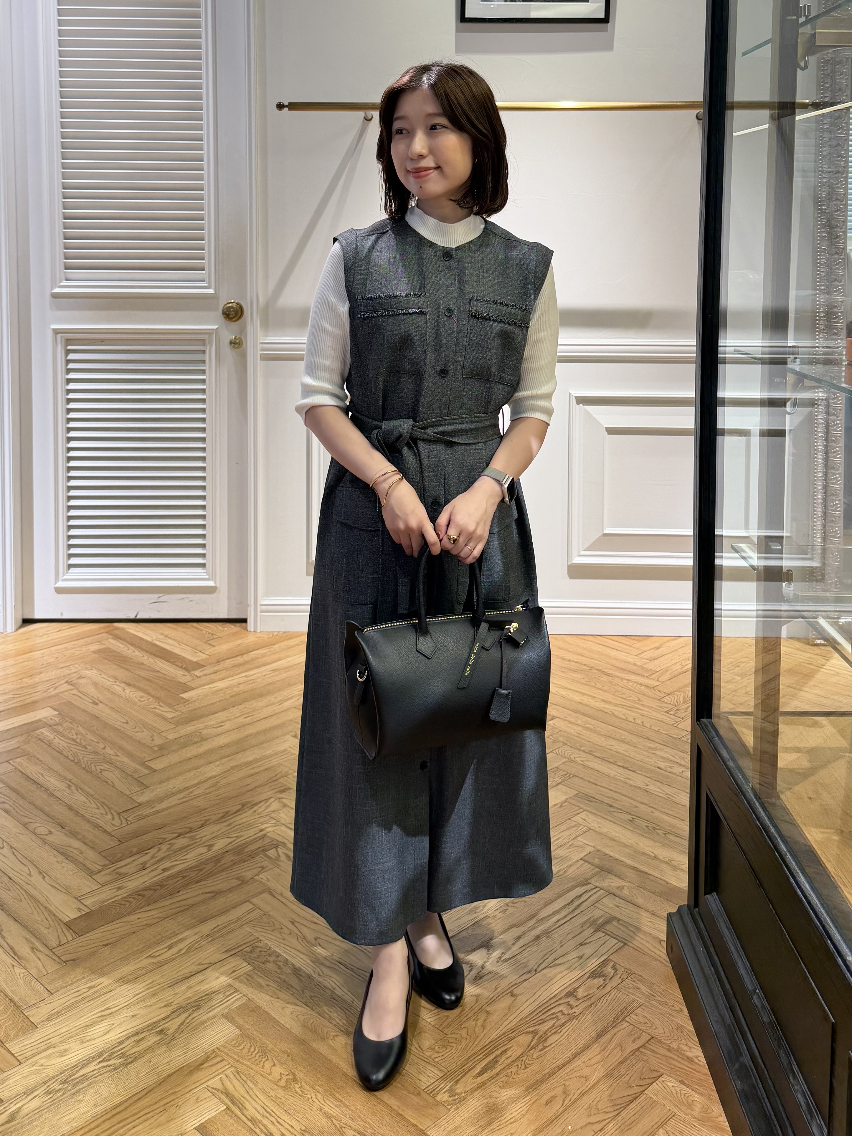 つじ まこさんの「DRESSTERIOR｜【接触冷感】クールタッチカットハーフスリーブプルオーバー」を使ったコーディネート