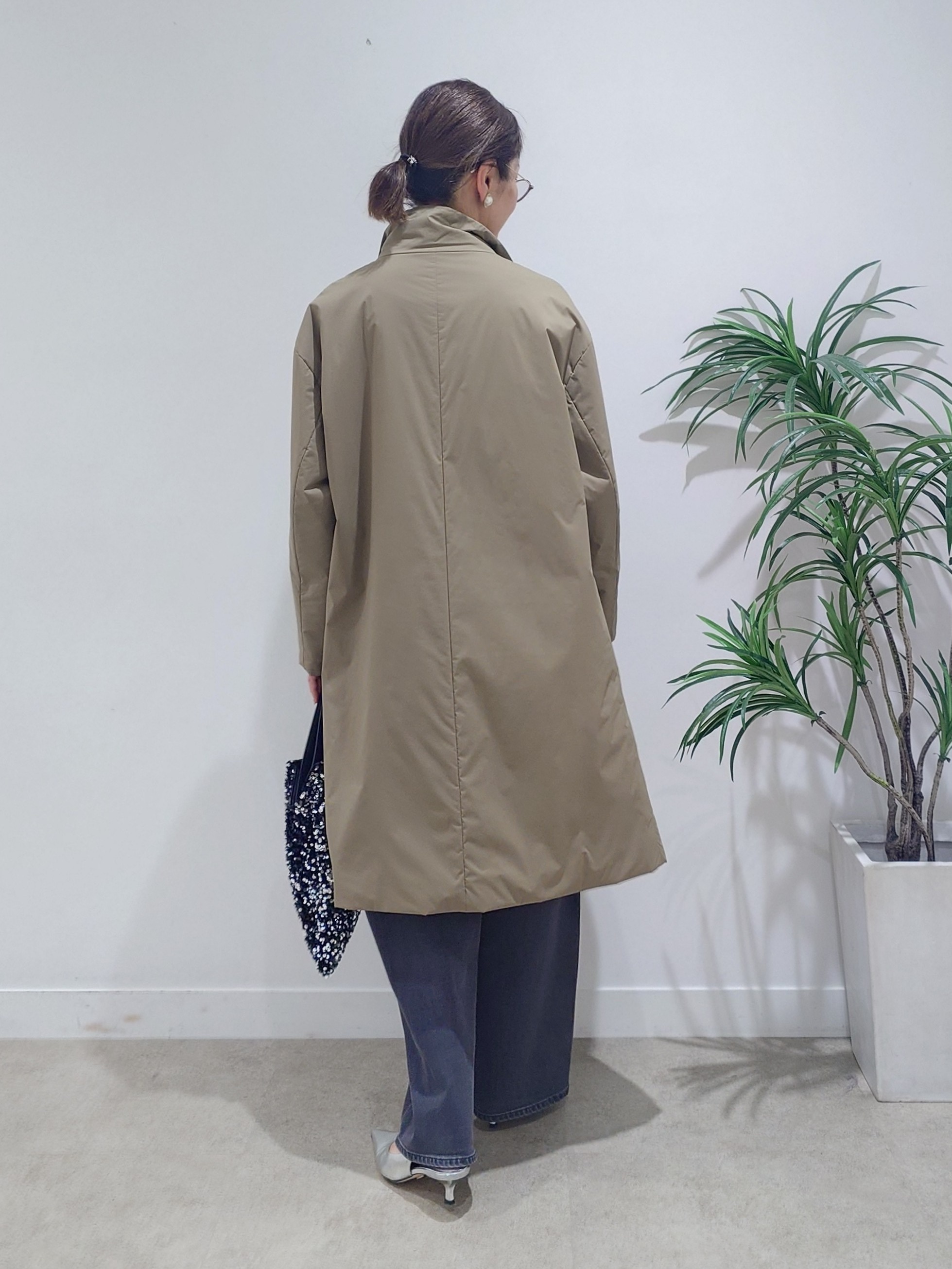 MUTSUKOさんの「UNTITLED｜フラワープリントブラウス」を使ったコーディネート