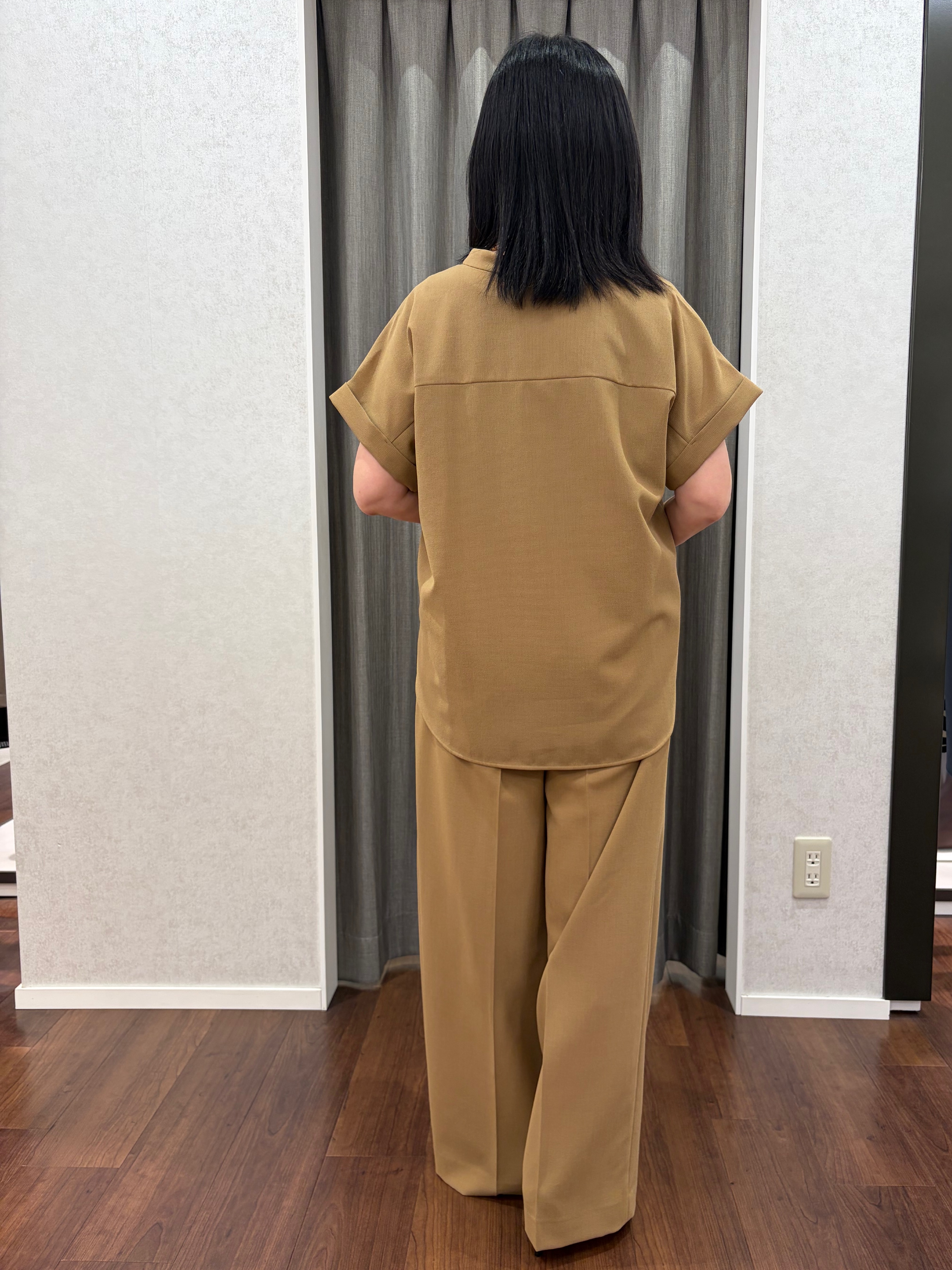 あーるさんの「UNTITLED｜【残暑も快適/セットアップ可/接触冷感】エアリークールブラウス」を使ったコーディネート