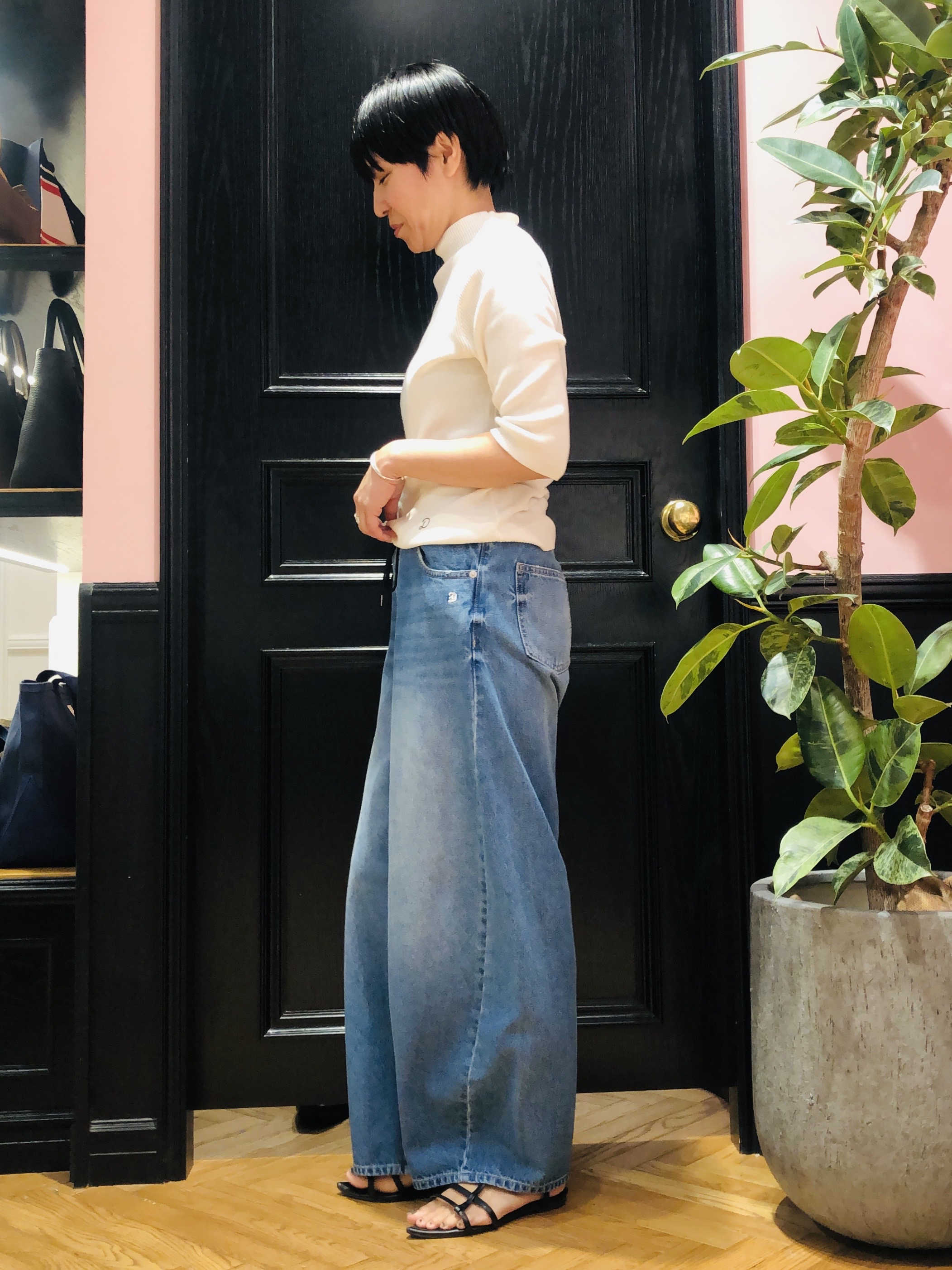 OGATAさんの「DRESSTERIOR｜【接触冷感】クールタッチカットハーフスリーブプルオーバー」を使ったコーディネート