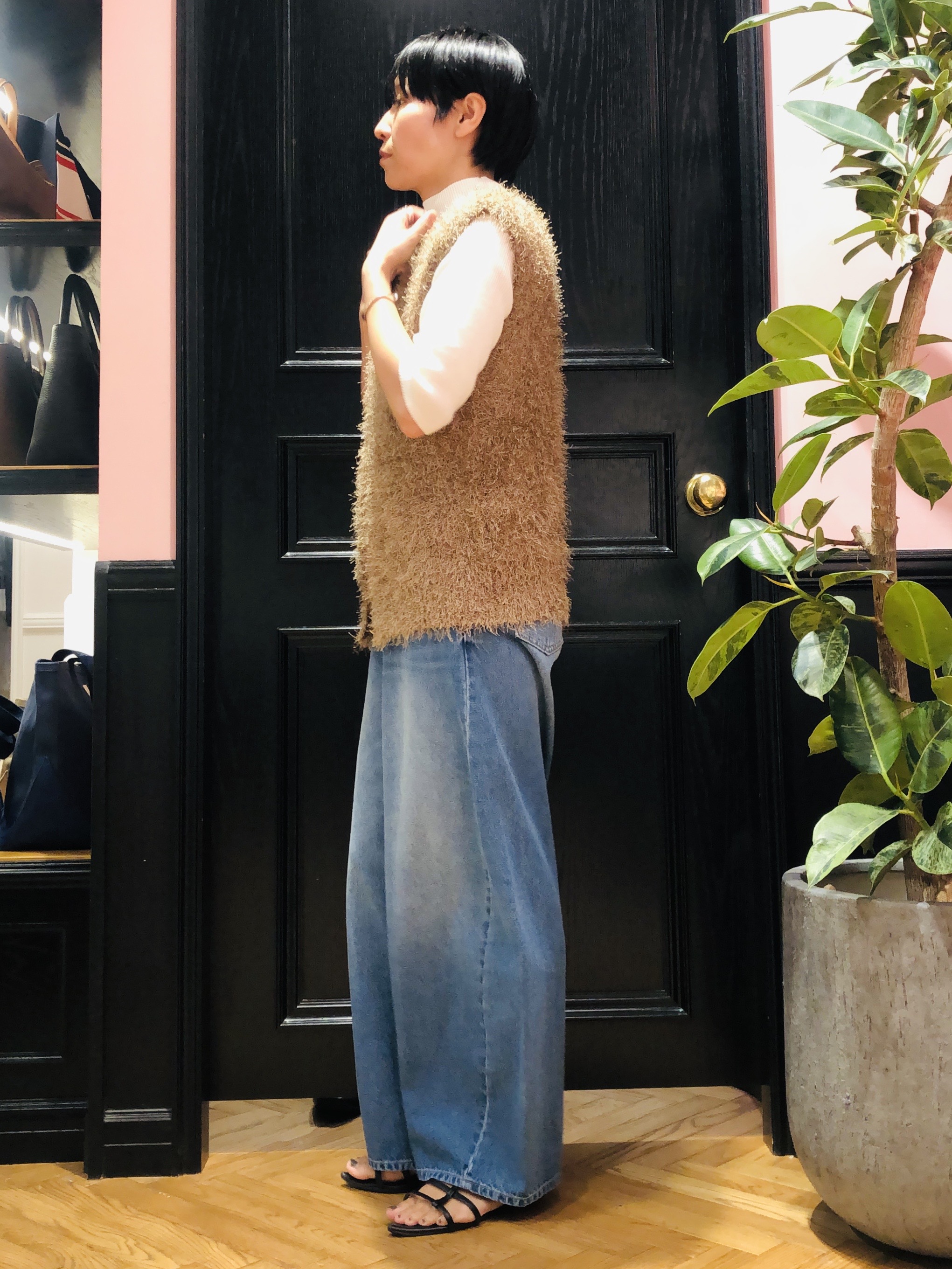 OGATAさんの「DRESSTERIOR｜フェザーヤーン2WAYニットプルオーバー」を使ったコーディネート