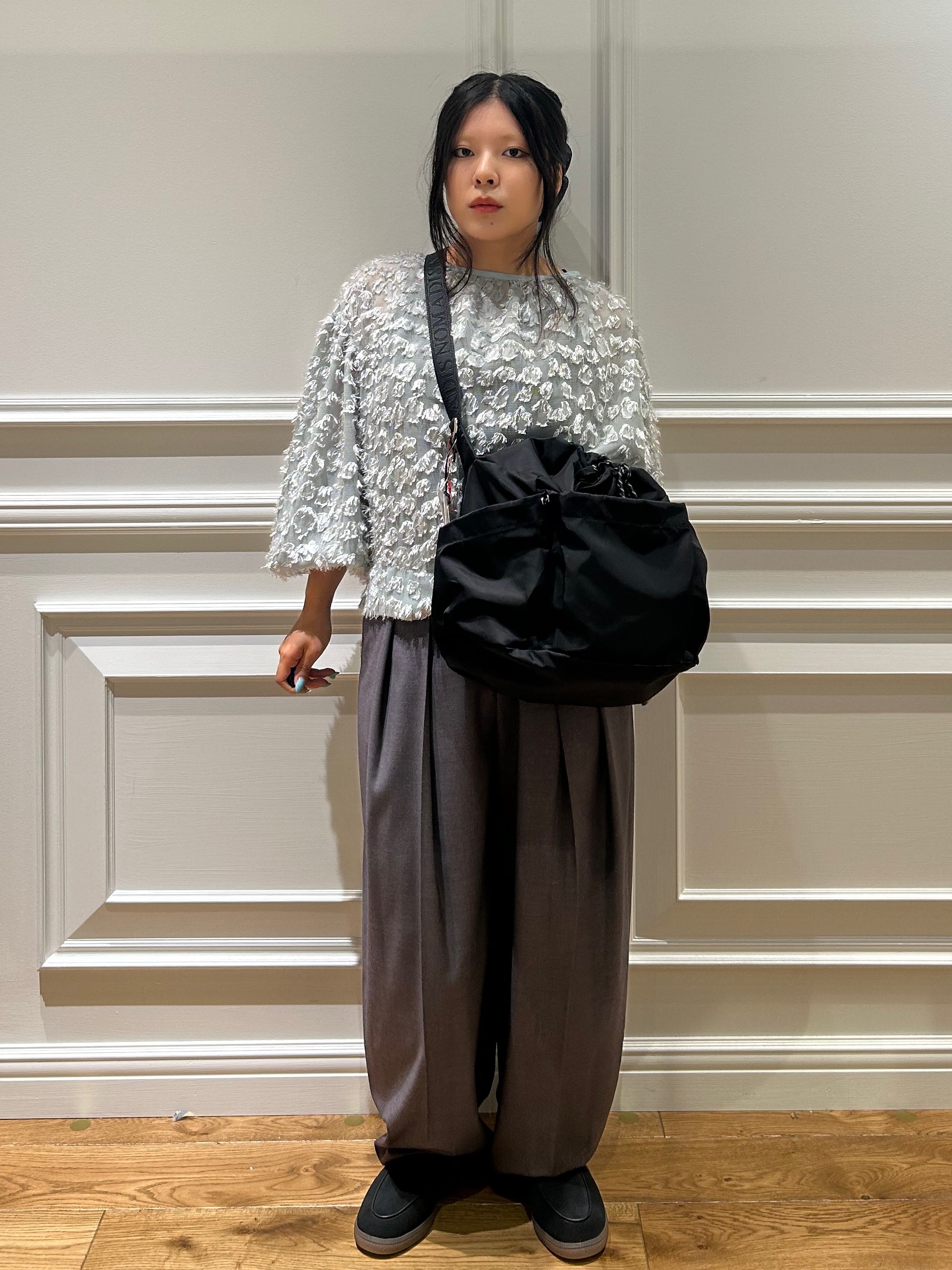 とりみさんの「DRESSTERIOR｜【着映え】ジャガードボリュームブラウス」を使ったコーディネート