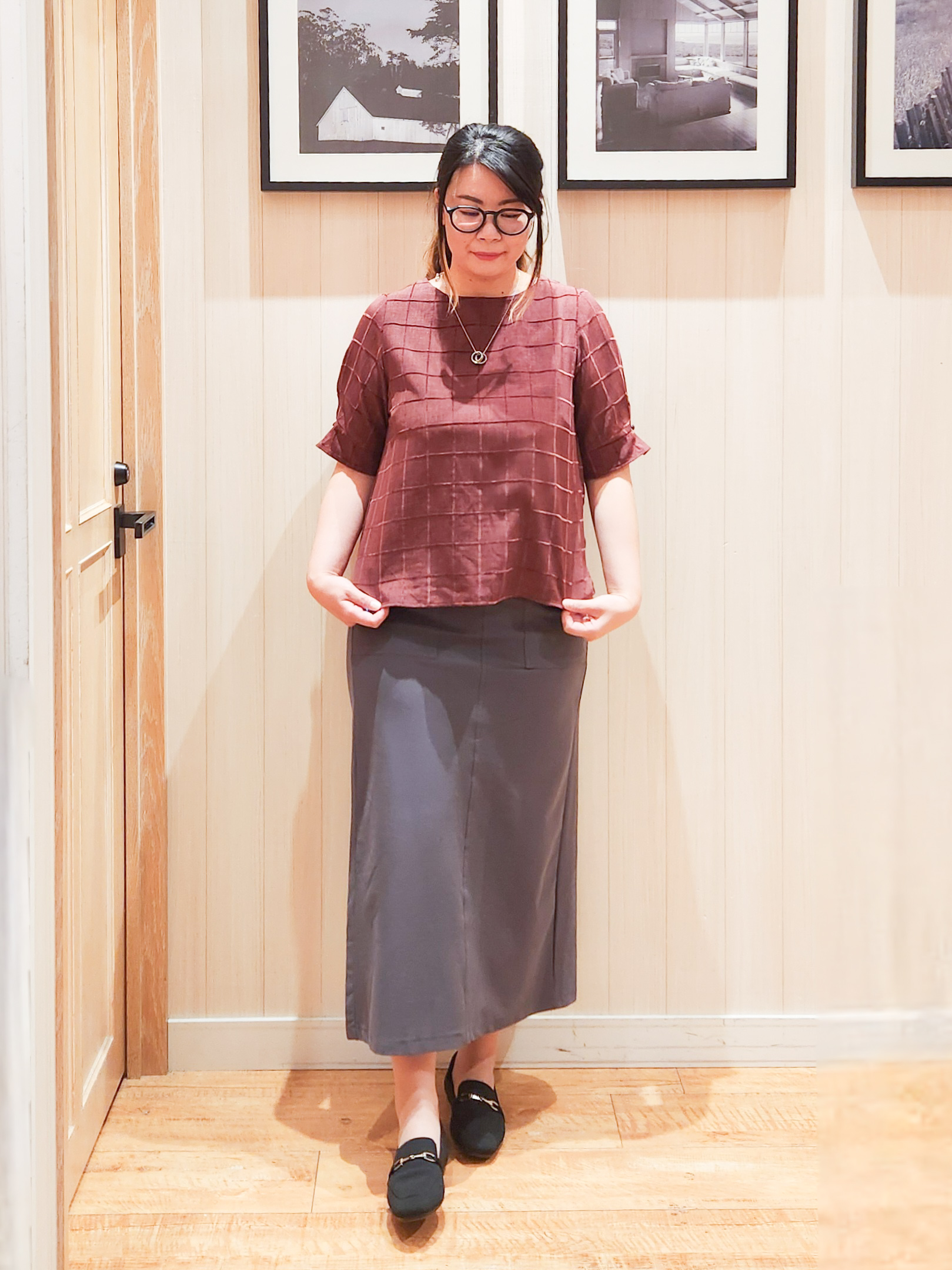 れーやんさんの「SHOO･LA･RUE｜【セットアップ可/S-LL】夏でも感じられる秋気分 モールチェックタックスリーブ ブラウス」を使ったコーディネート