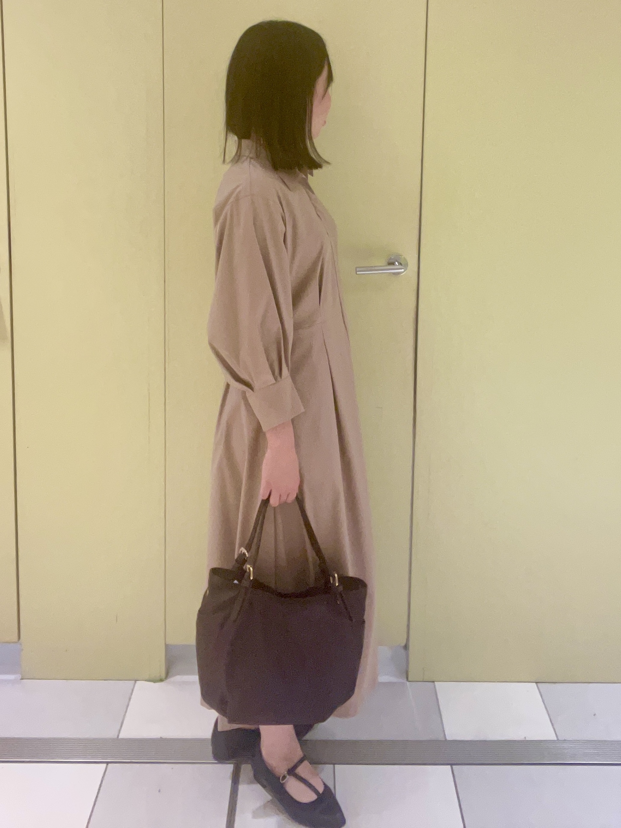 Rihoさんの「Reflect｜タイプライターシャツロングワンピース」を使ったコーディネート