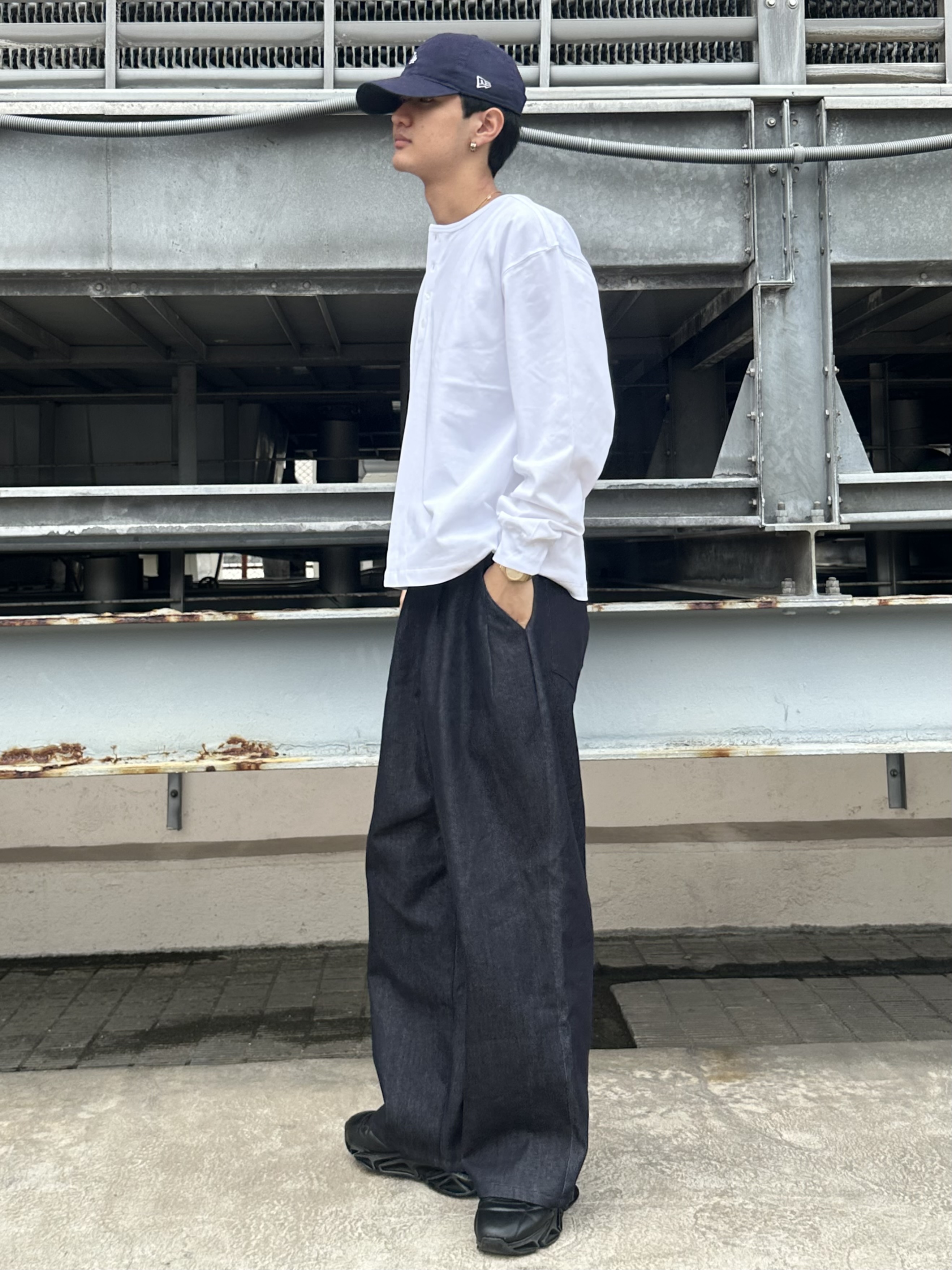 KOHEIさんの「tk.TAKEO KIKUCHI｜インサイドシューレーススニーカー」を使ったコーディネート