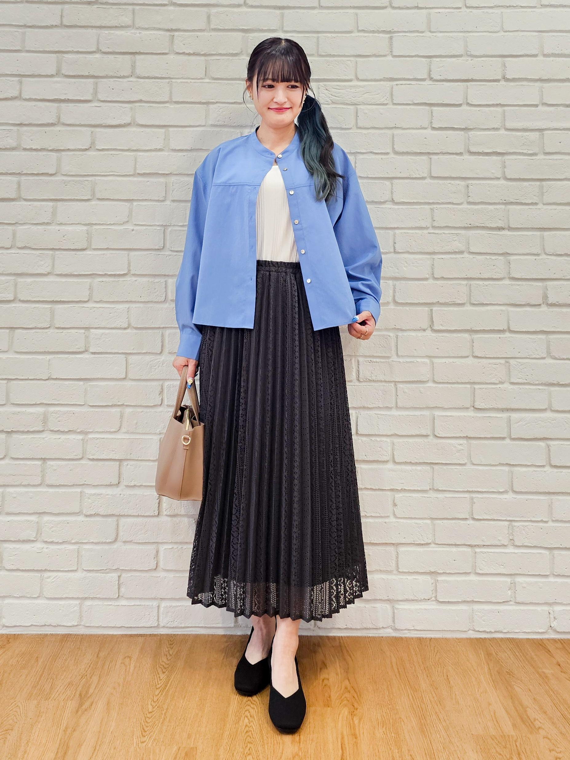 ゆゆさんの「SHOO･LA･RUE｜【通気性〇/S-LL/洗濯機可】さらりと心地よい。ノーカラーシャツ」を使ったコーディネート