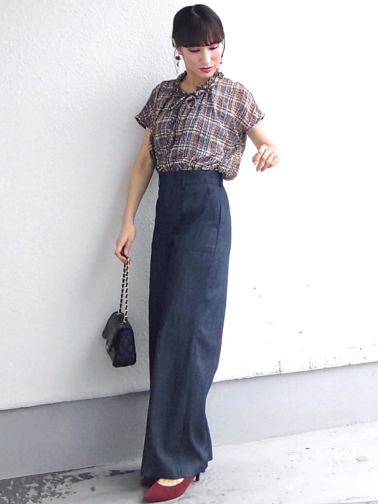 keinaさんの「SunaUna｜チェック柄フリルブラウス」を使ったコーディネート