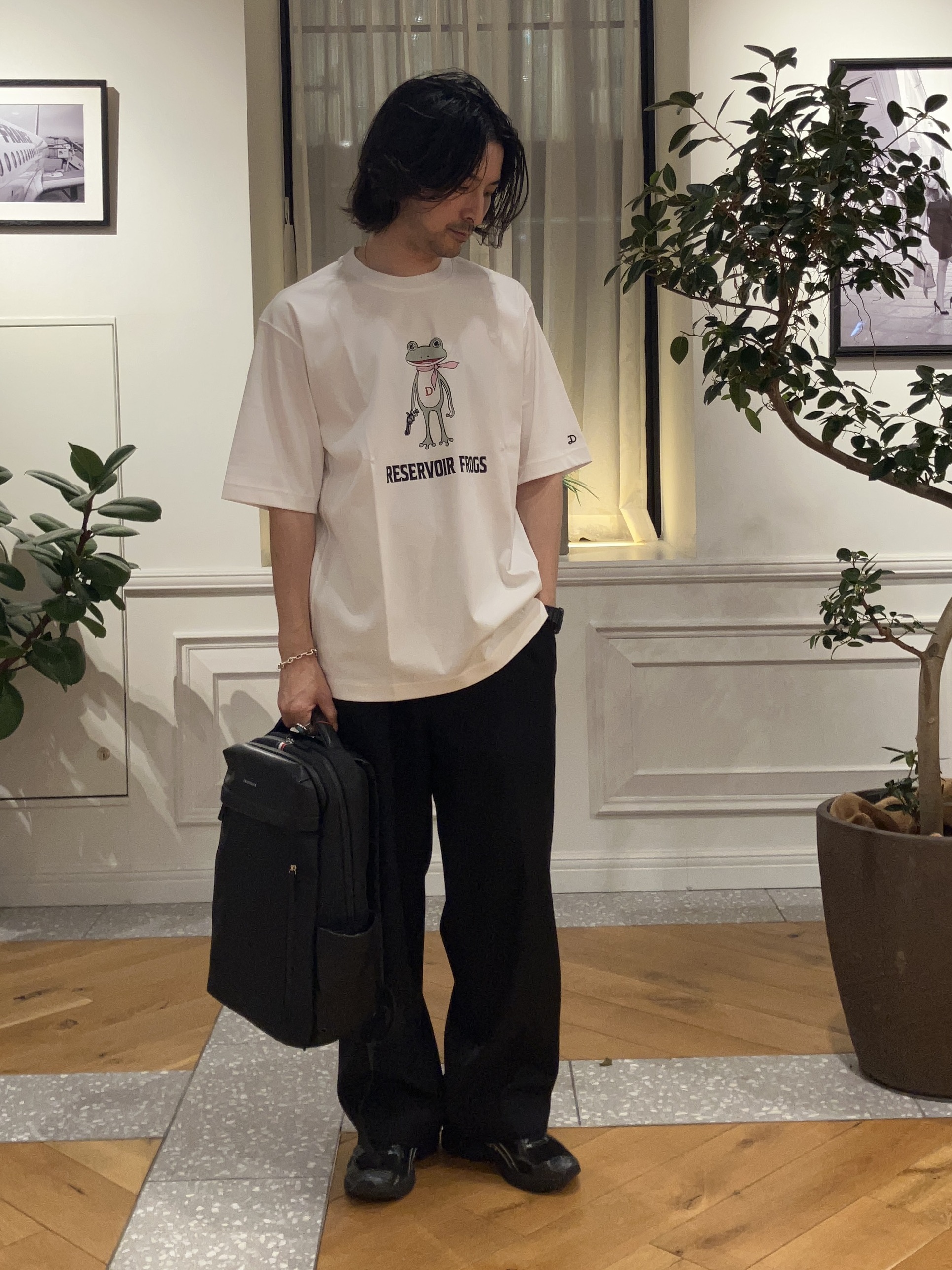 junyaさんの「DRESSTERIOR｜【接触冷感／抗菌防臭／消臭】ICE CLEAR COTTON ガンラビットTシャツ」を使ったコーディネート