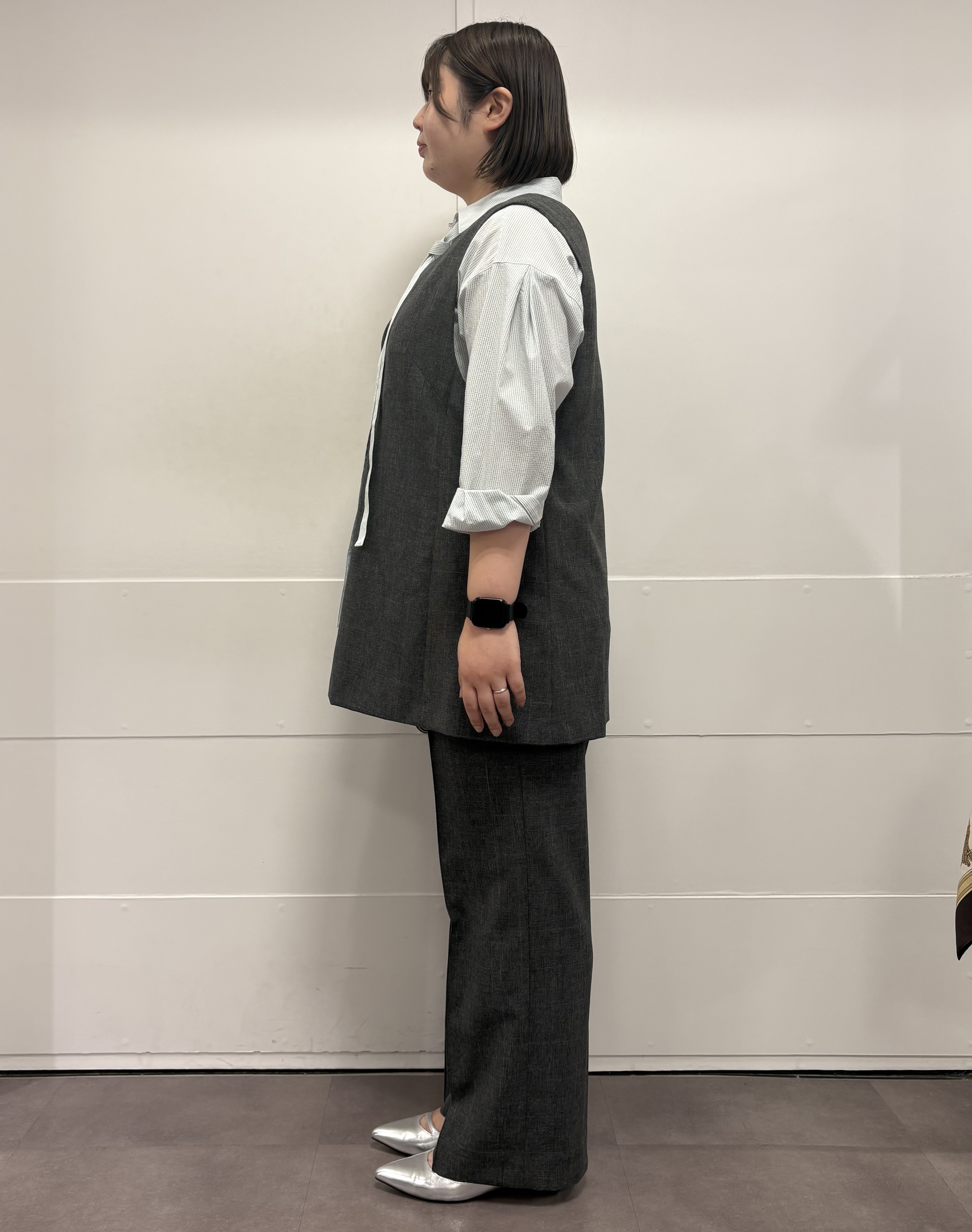 MIさんの「UNTITLED｜【UVケア／接触冷感／ベルト付】サッカー素材シャツ」を使ったコーディネート