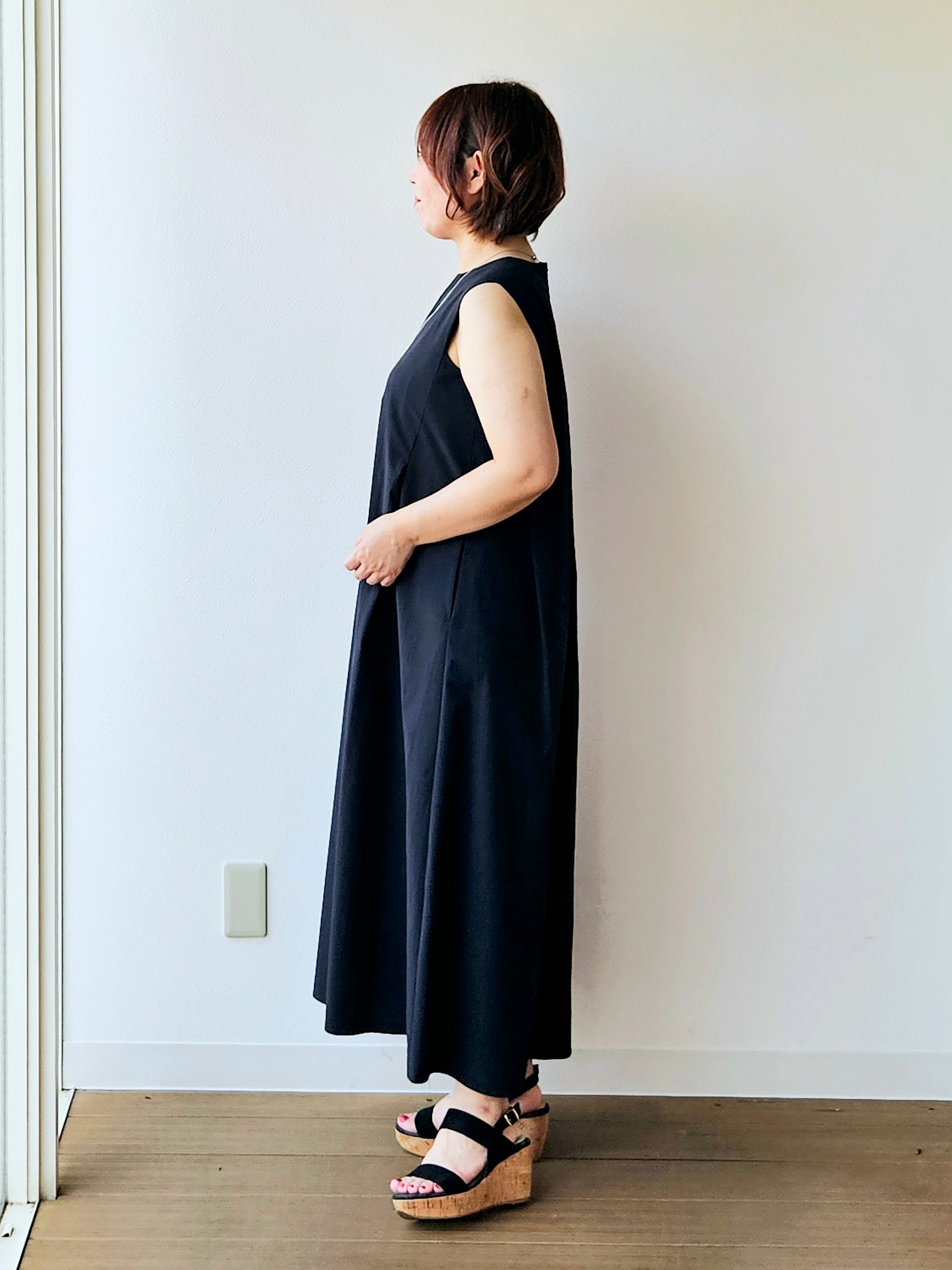 やじまさんの「UNTITLED｜【接触冷感/UVカット/吸水速乾】Aラインロングワンピース」を使ったコーディネート