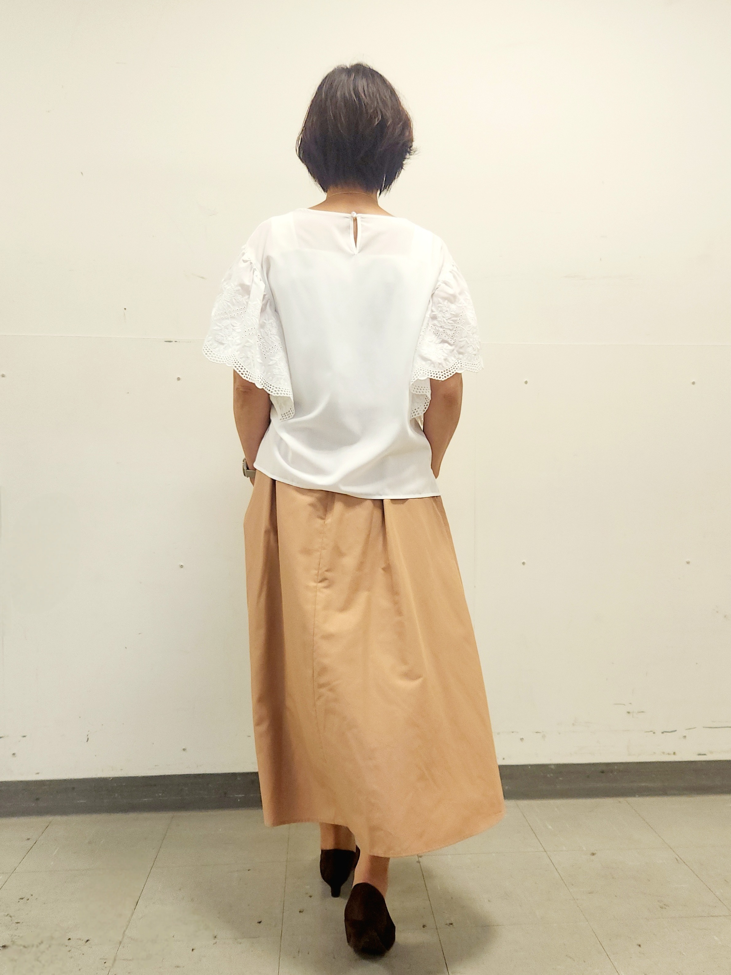 mayumayuさんの「Reflect｜【通勤◎】スカラップレーススリーブ ブラウス」を使ったコーディネート
