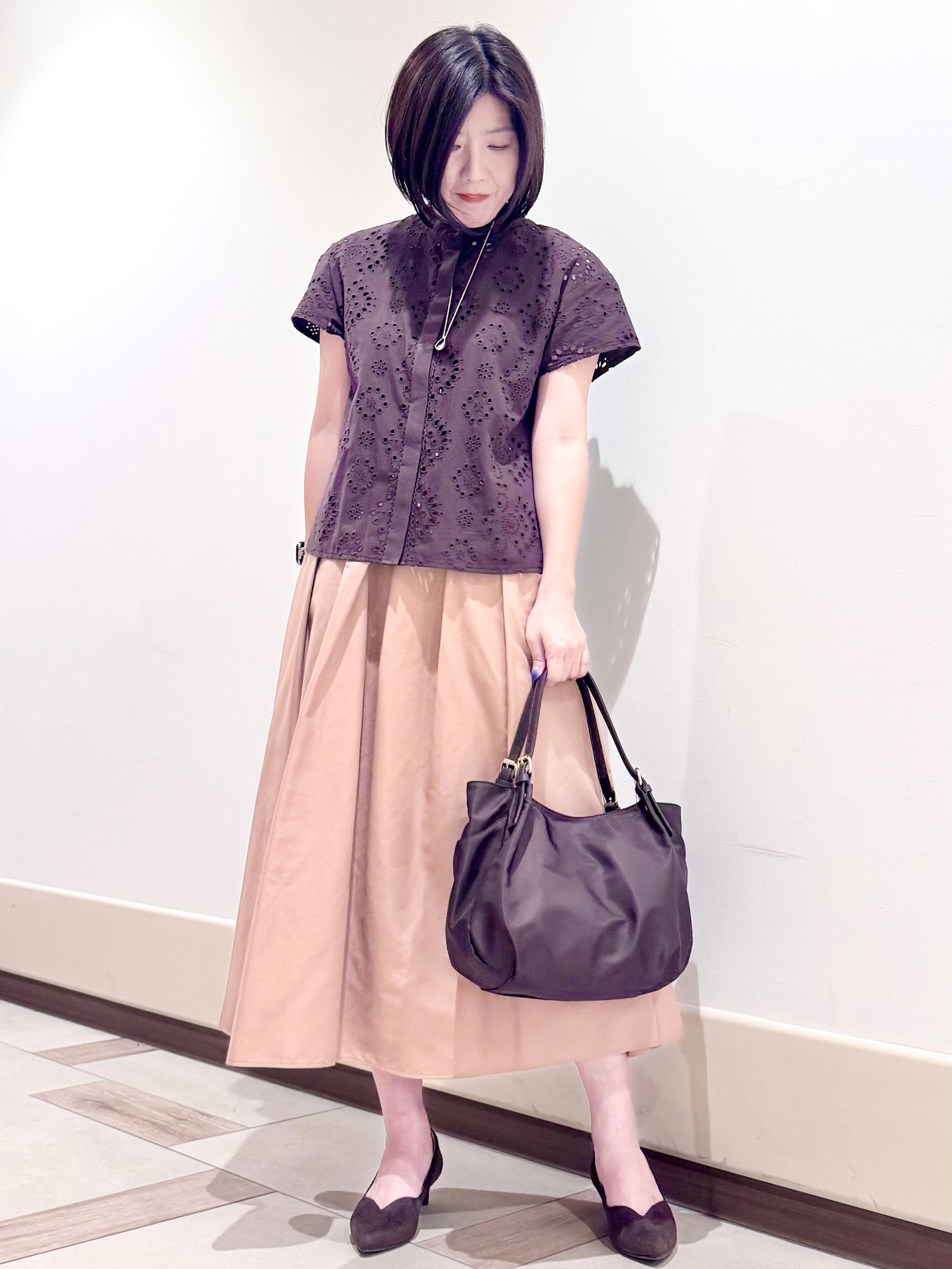 kaeさんの「Reflect｜【通勤◎】カットワーク刺繍レース シャツブラウス」を使ったコーディネート