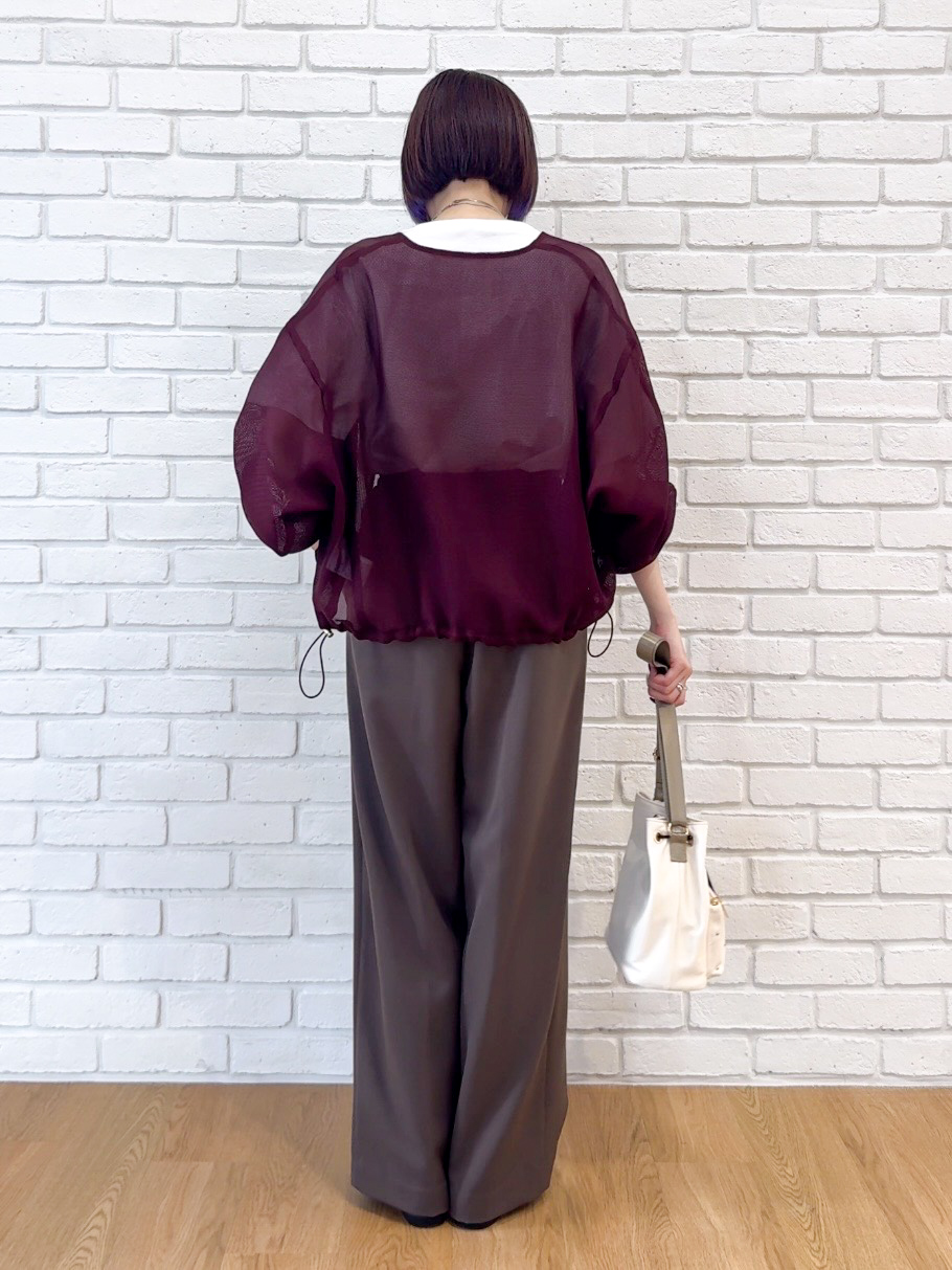 𝐜𝐡𝐢𝐤𝐚さんの「SHOO･LA･RUE｜【通気性〇/セットアップ可/洗濯機可】メッシュドルマン ジップブルゾン」を使ったコーディネート