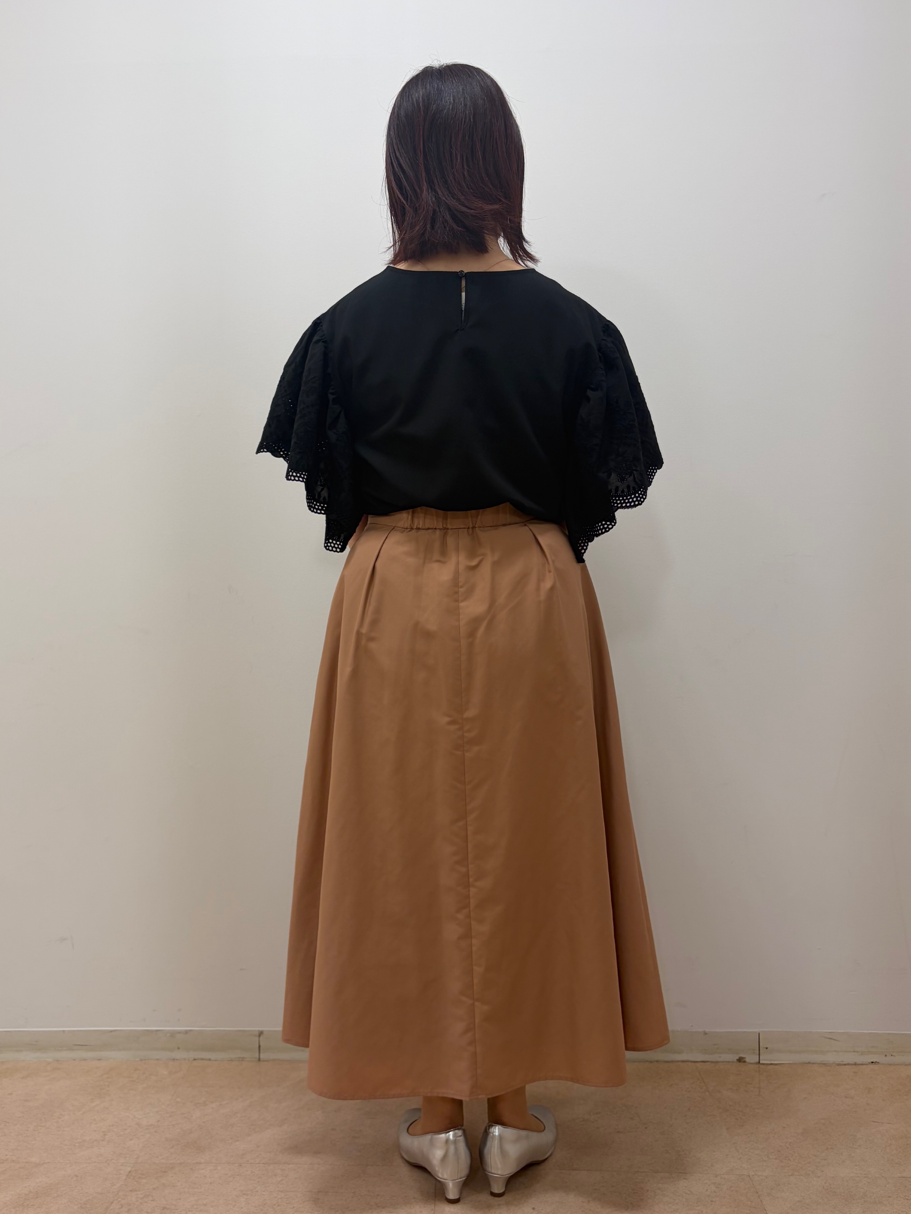 keiさんの「Reflect｜【通勤◎】スカラップレーススリーブ ブラウス」を使ったコーディネート