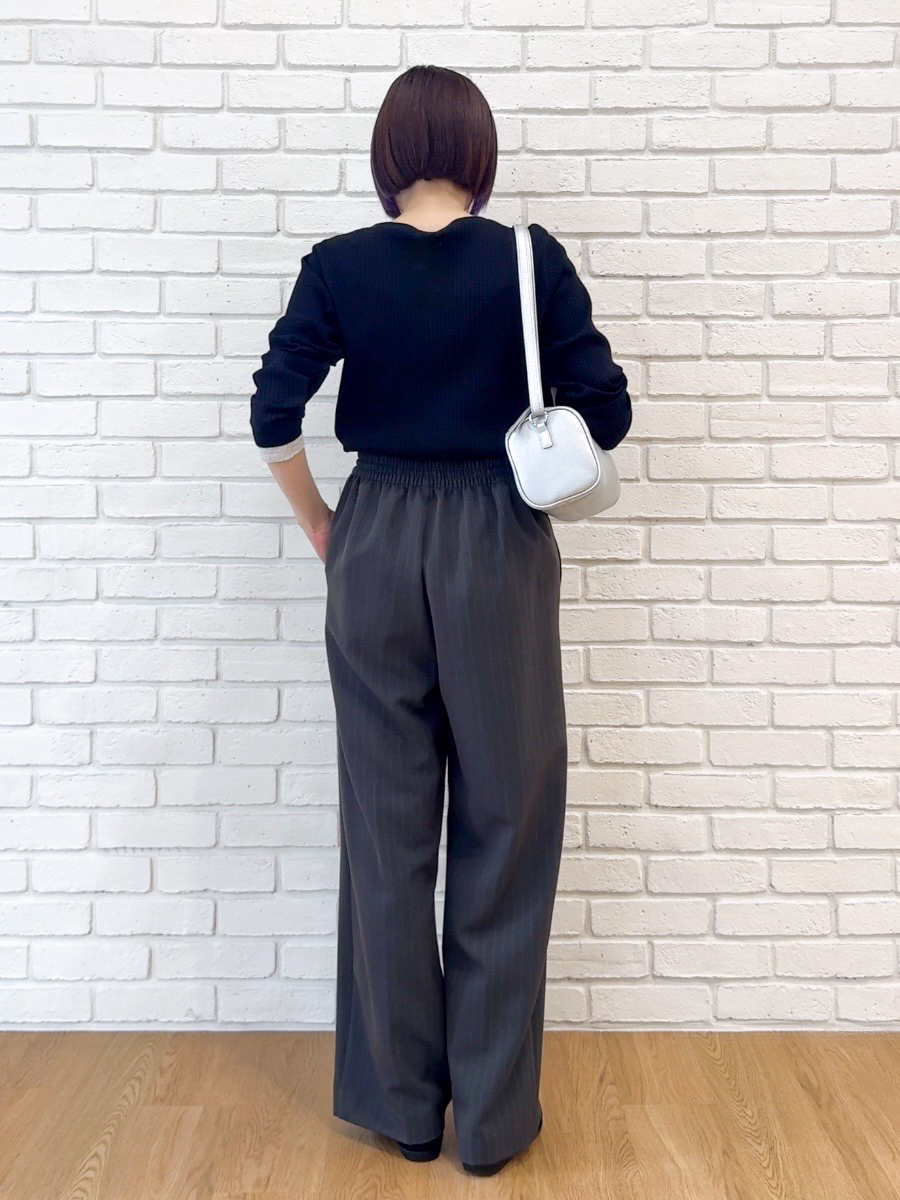 𝐜𝐡𝐢𝐤𝐚さんの「SHOO･LA･RUE｜【洗える】NEWニットパンプス」を使ったコーディネート