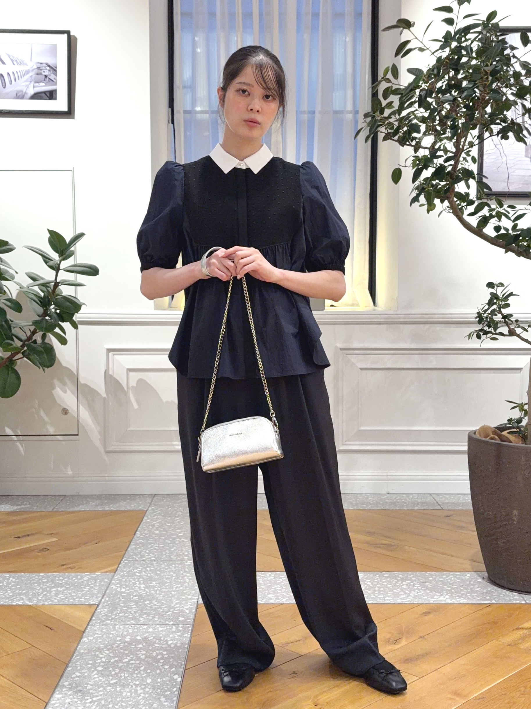 pupiさんの「DRESSTERIOR｜【着映え】パフスリーブ ブザムブラウス」を使ったコーディネート