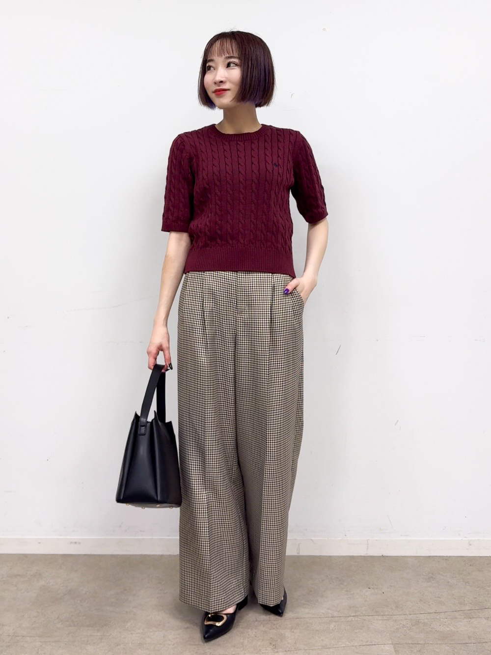 𝐜𝐡𝐢𝐤𝐚さんの「THE SHOP TK｜POLO BCS/ケーブル半袖ニット」を使ったコーディネート