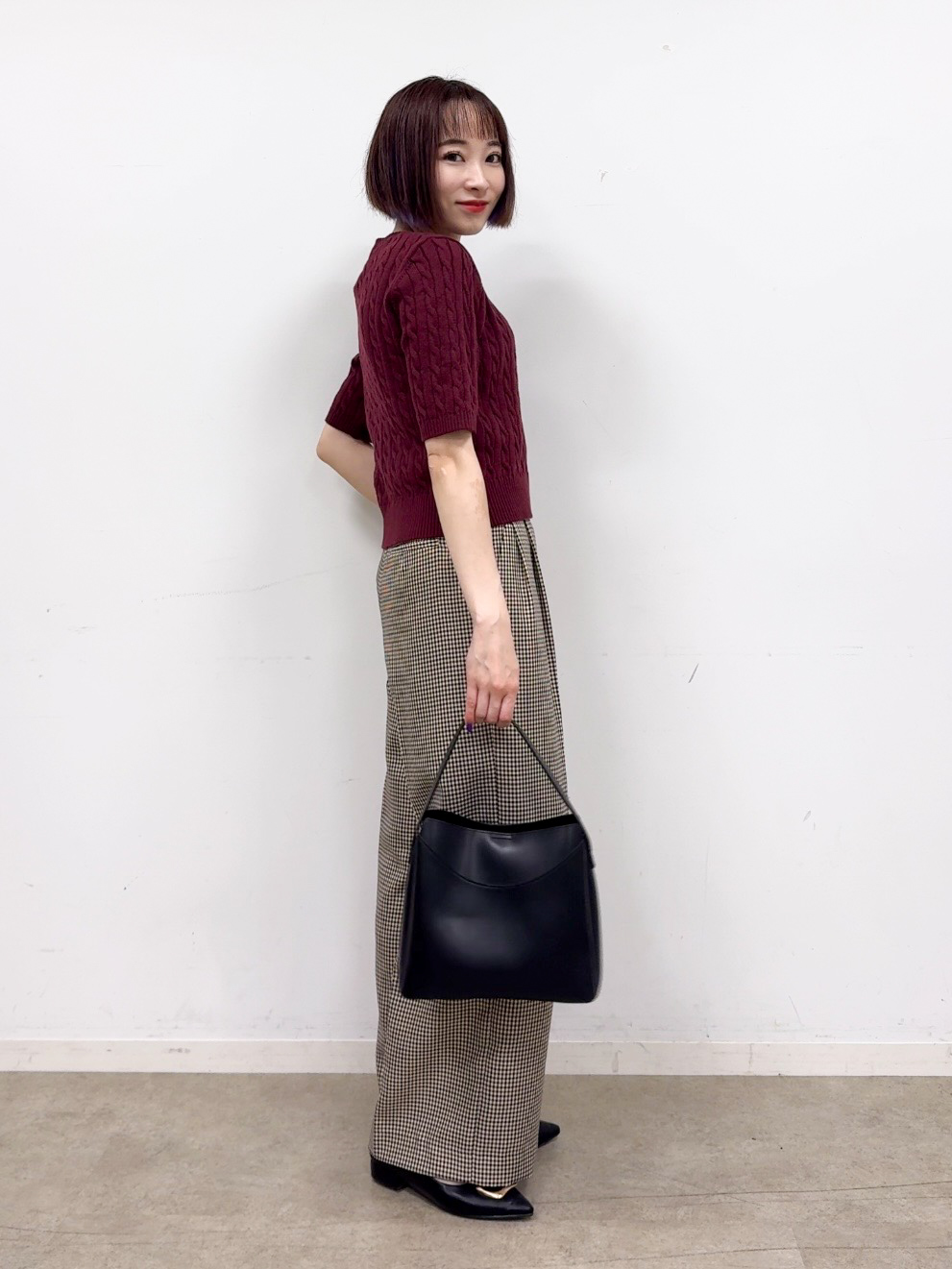 𝐜𝐡𝐢𝐤𝐚さんの「THE SHOP TK｜POLO BCS/ケーブル半袖ニット」を使ったコーディネート