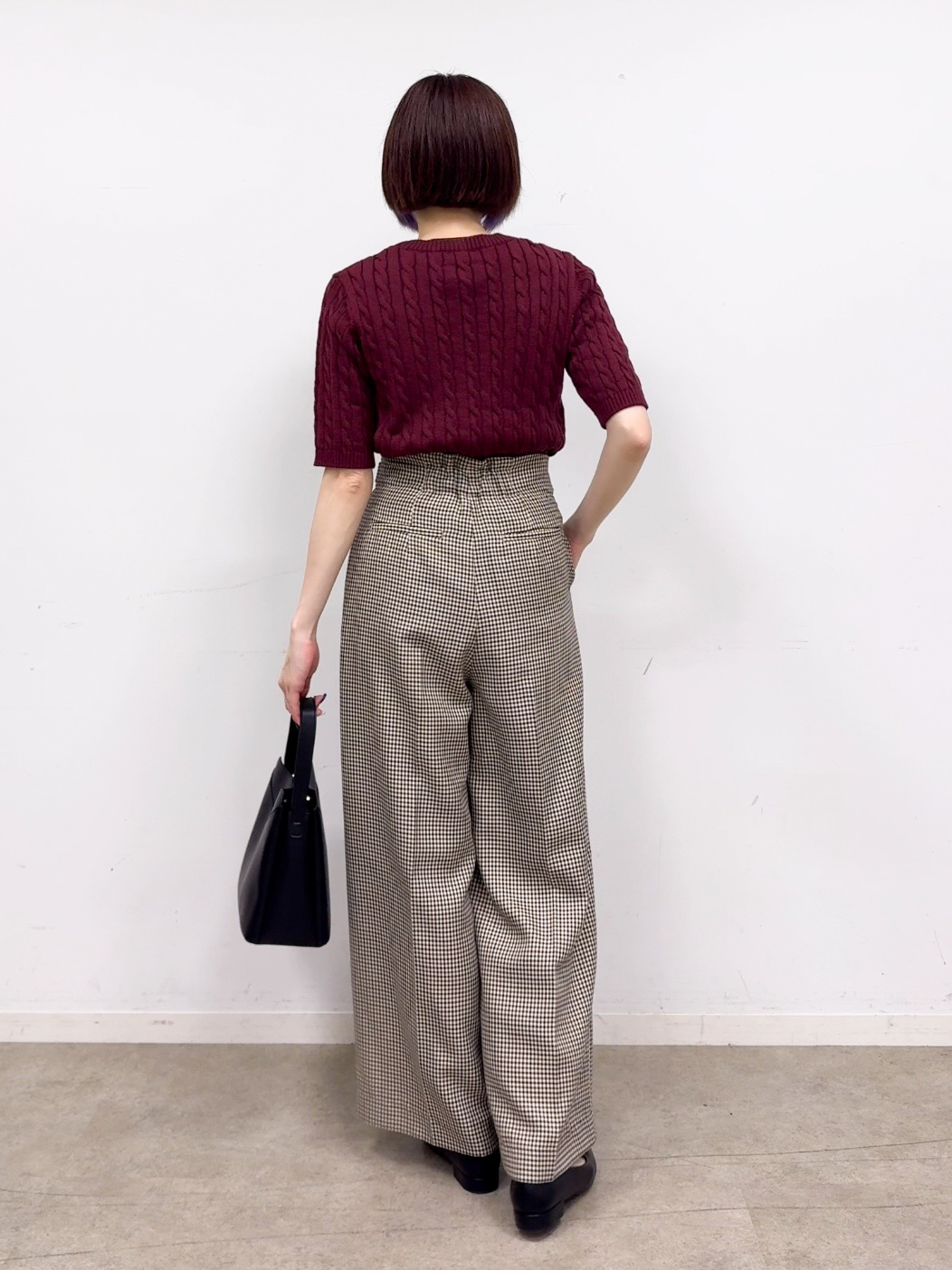 𝐜𝐡𝐢𝐤𝐚さんの「THE SHOP TK｜POLO BCS/ケーブル半袖ニット」を使ったコーディネート