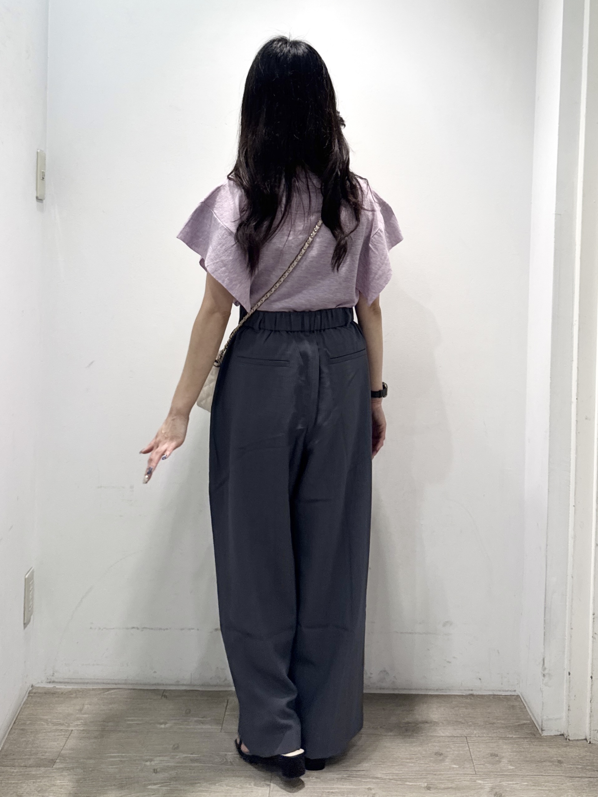yuicciさんの「OPAQUE.CLIP｜『STORY Web7月掲載』ドライタッチラメニット《UV／洗える／6col》」を使ったコーディネート