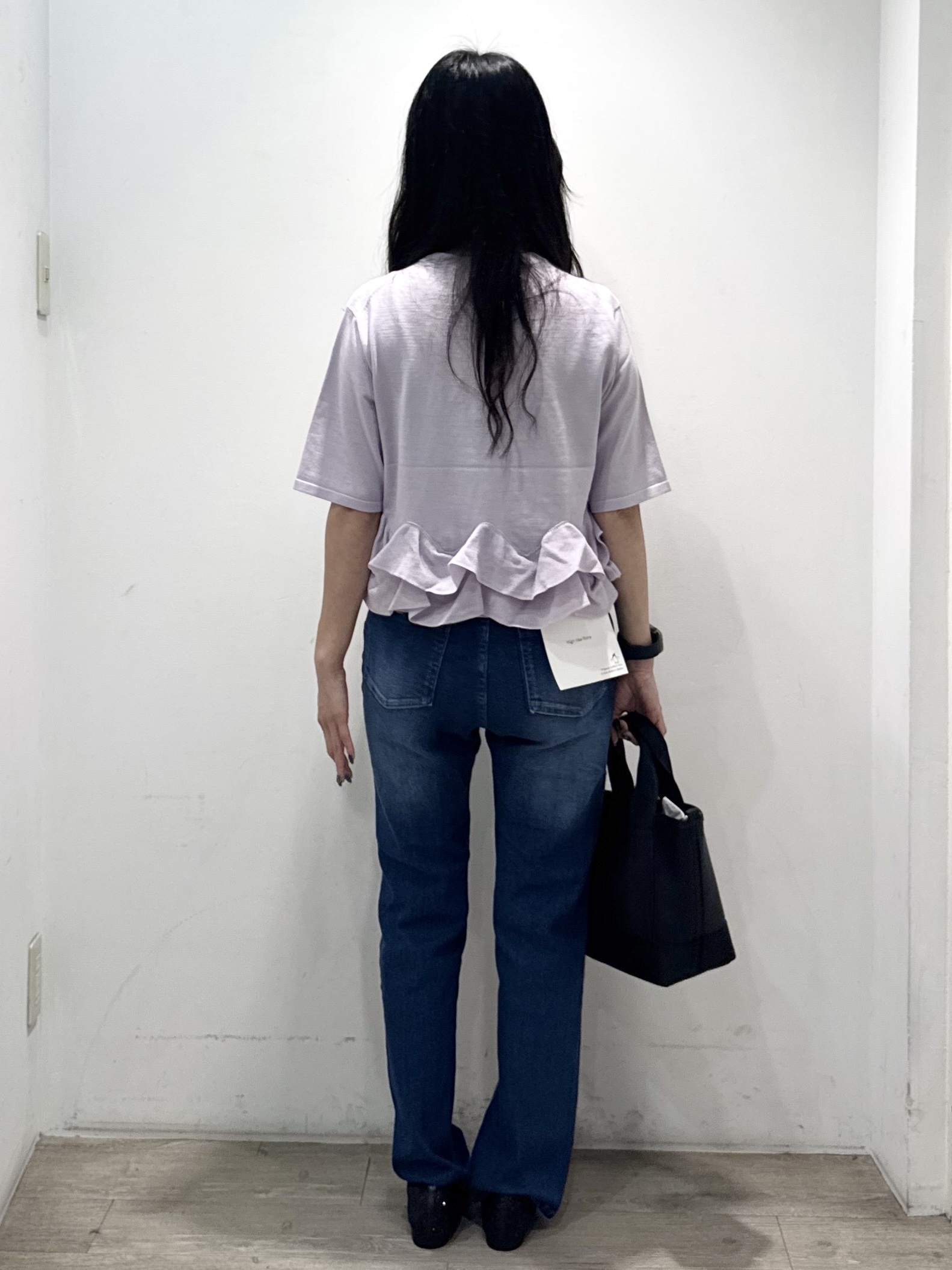 yuicciさんの「OPAQUE.CLIP｜【UVケア／遮熱性】裾フリルヘンリーネックニット《抗ピル／洗濯機OK》」を使ったコーディネート